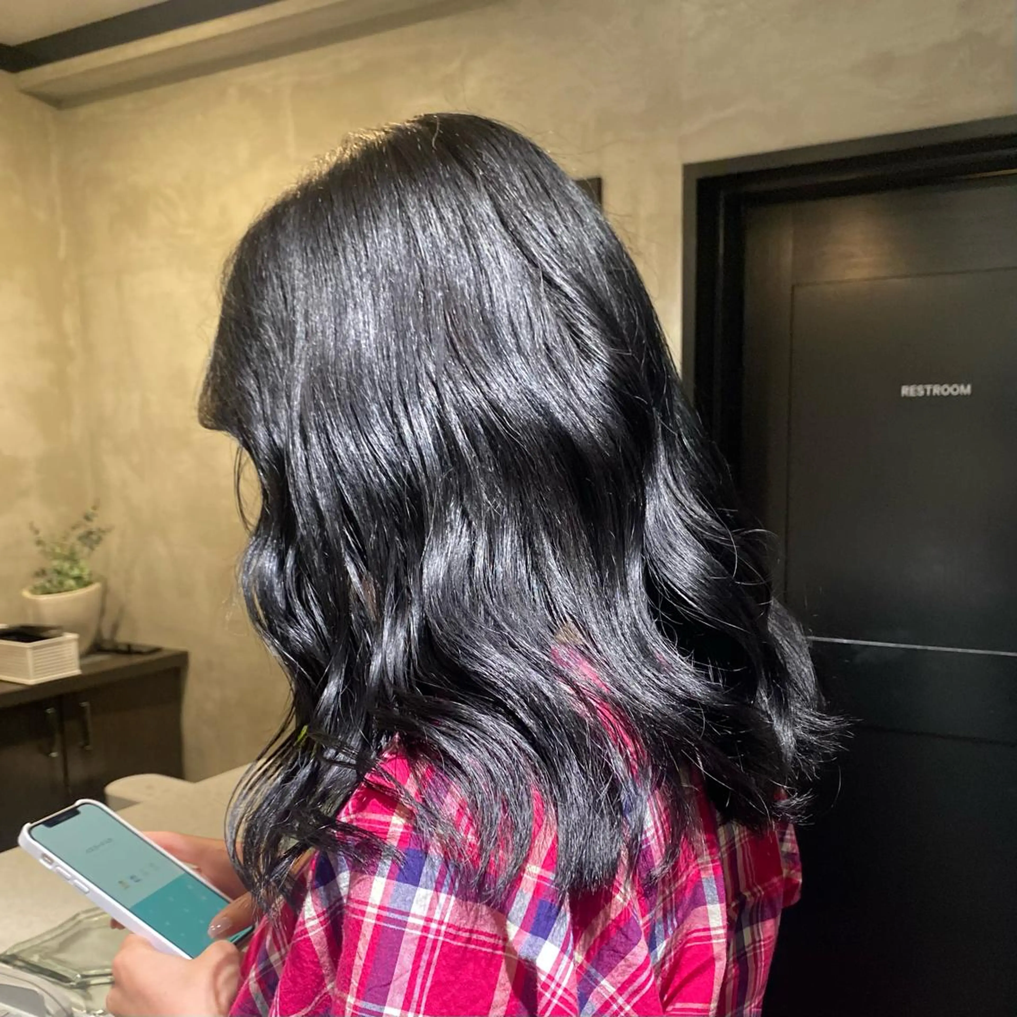 セミロング カラー デザイン/アレンジ ❤︎イシイレイのヘアスタイル