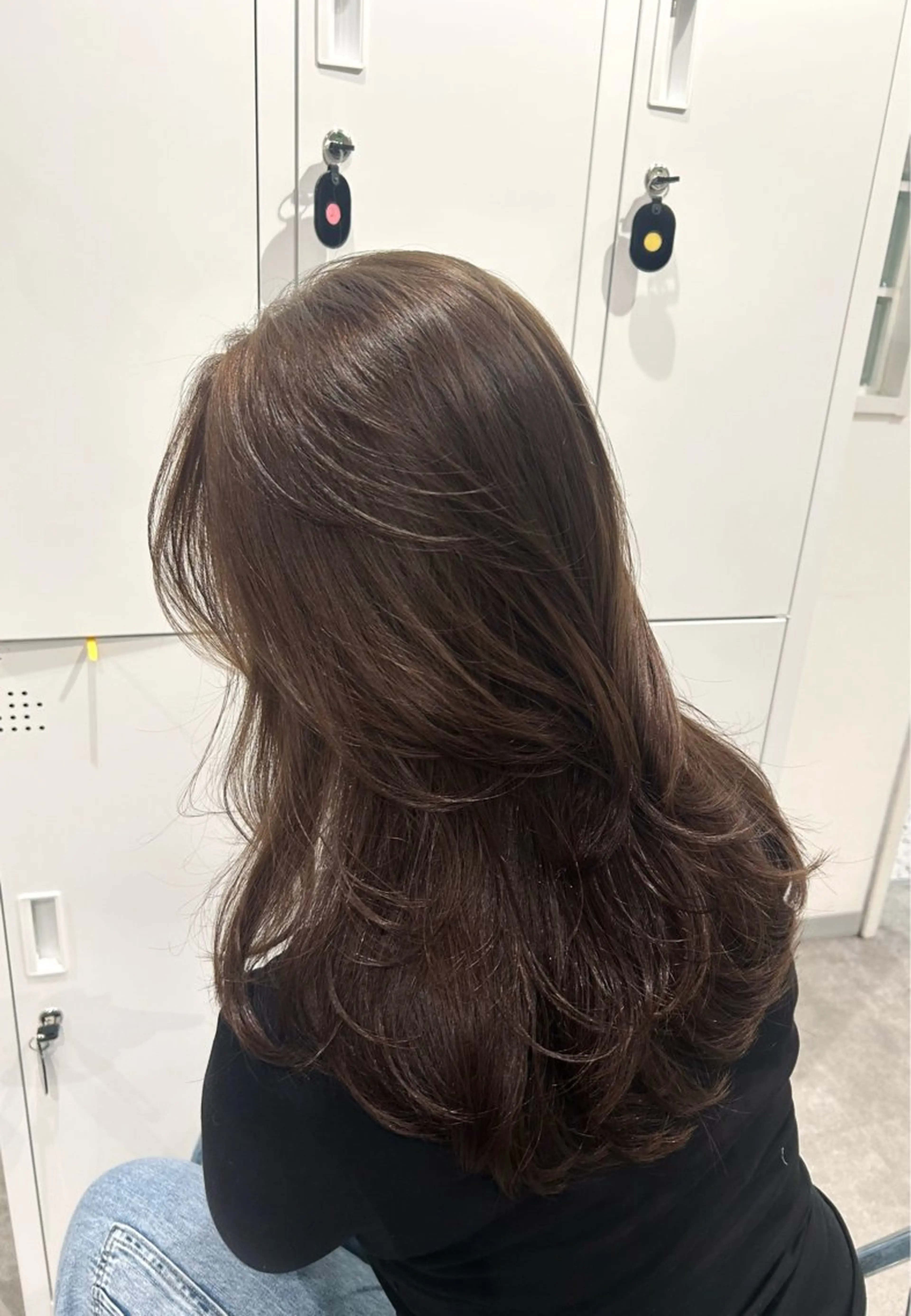 ミディアム カット ヘアカラー トリートメント ブリーチ/ベージュ /レイヤー/ひよりのヘアスタイル