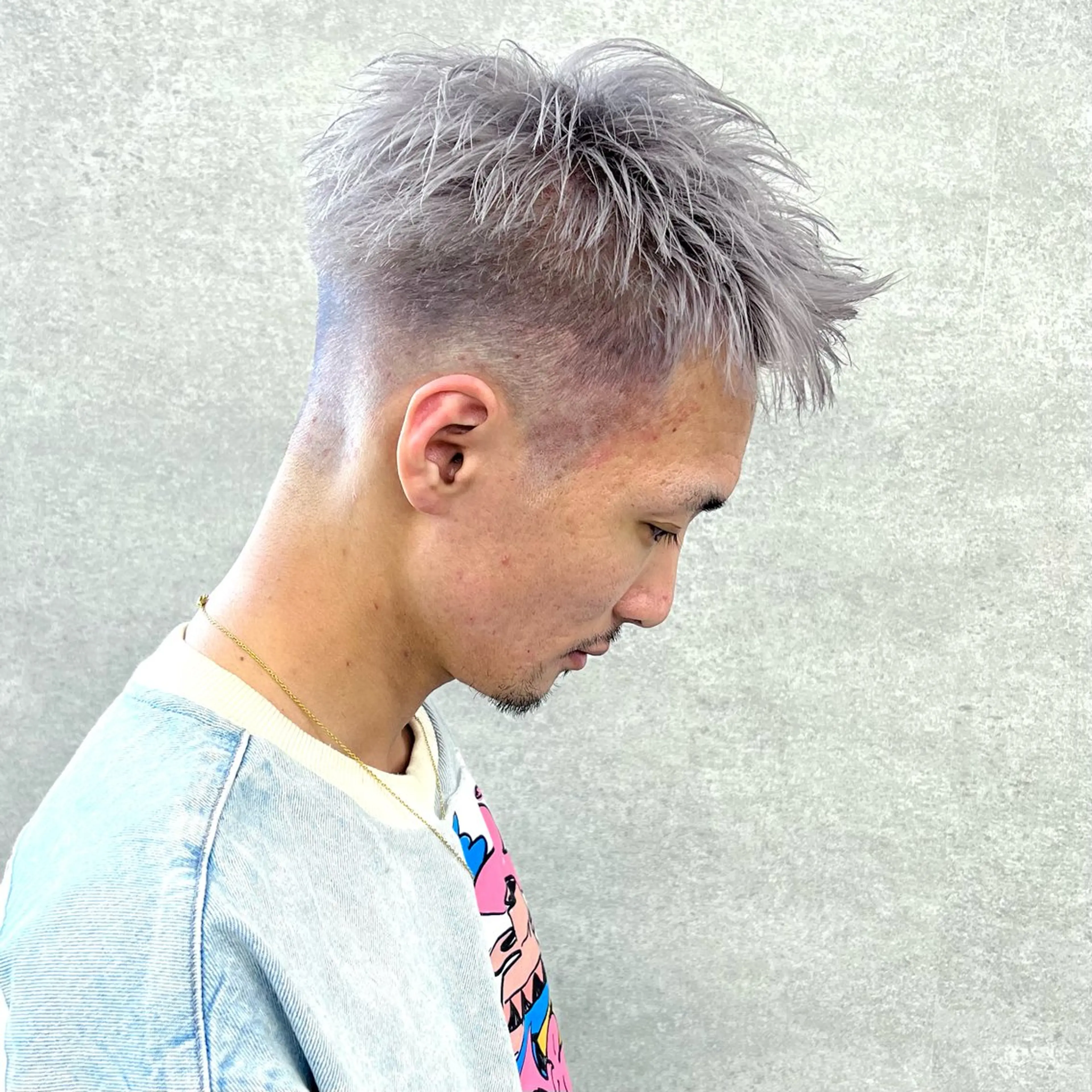 ショート カラー メンズ ヘアカラー 垢抜けハイトーン☀／ 笑顔の美容師／しゅんのヘアスタイル