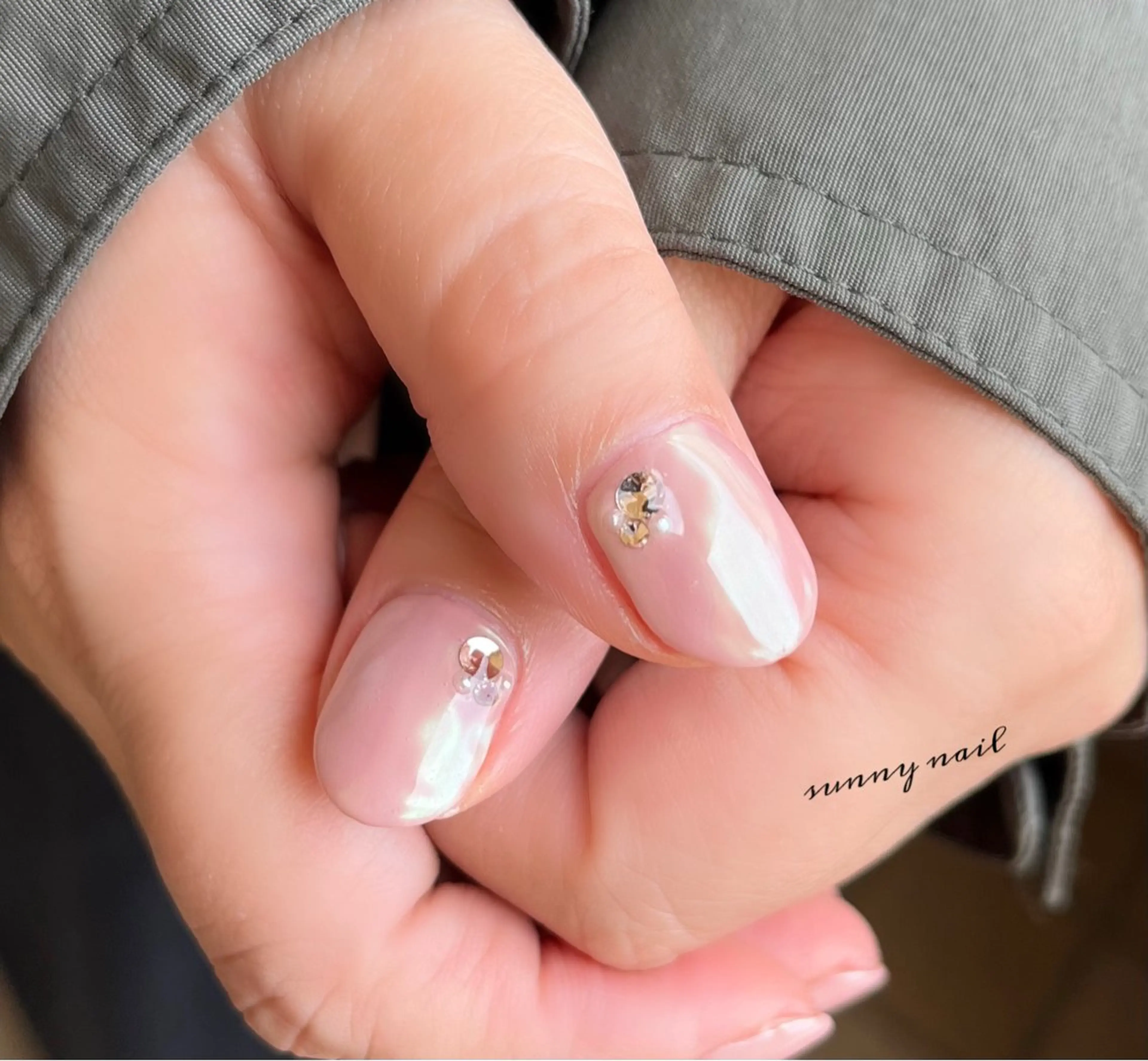 ネイル オーロラネイル フラワーネイル ジェルネイル ミラーネイル パラジェル sunny nailのネイルデザイン