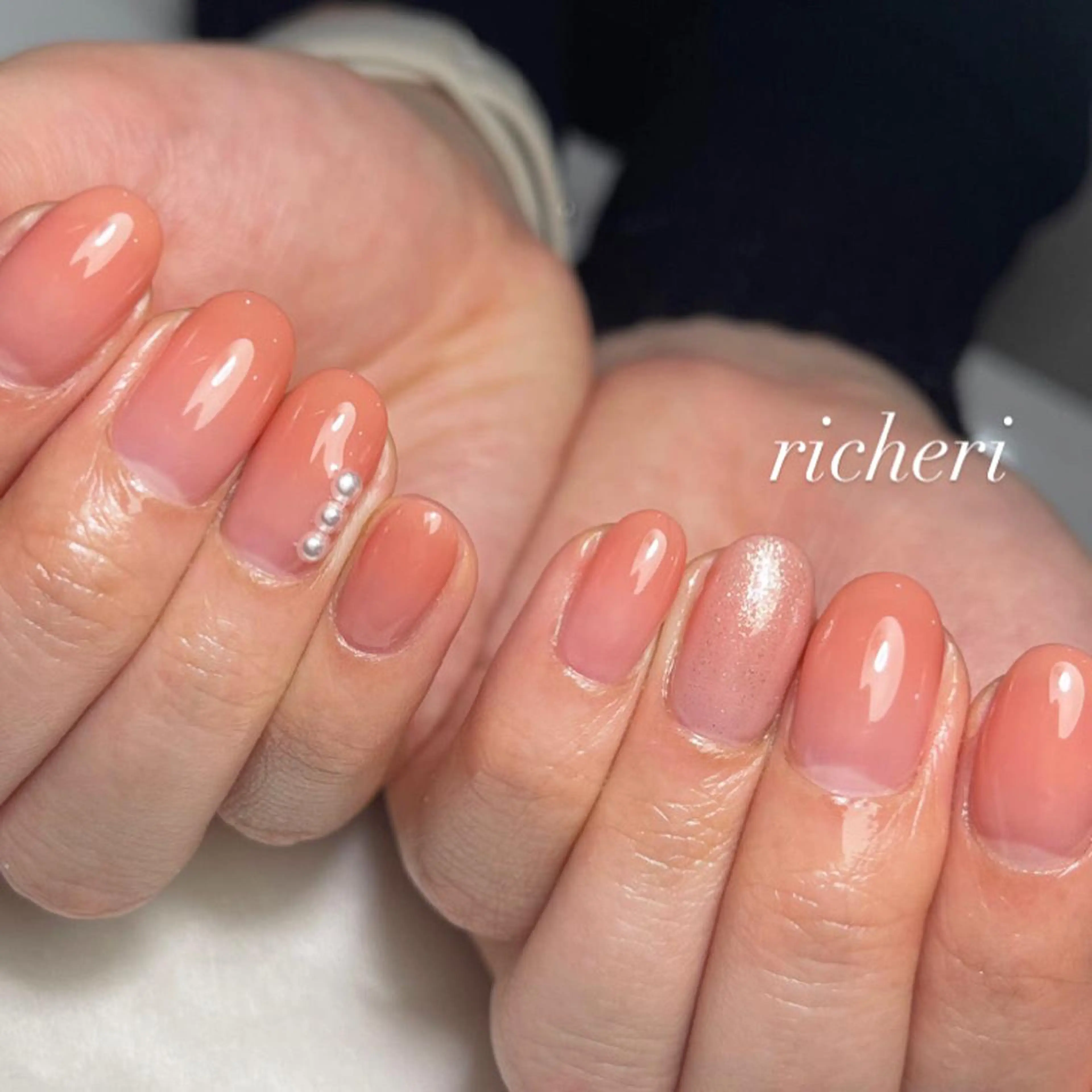 ミディアム ネイル ハンドネイル richeri beautyのネイルデザイン