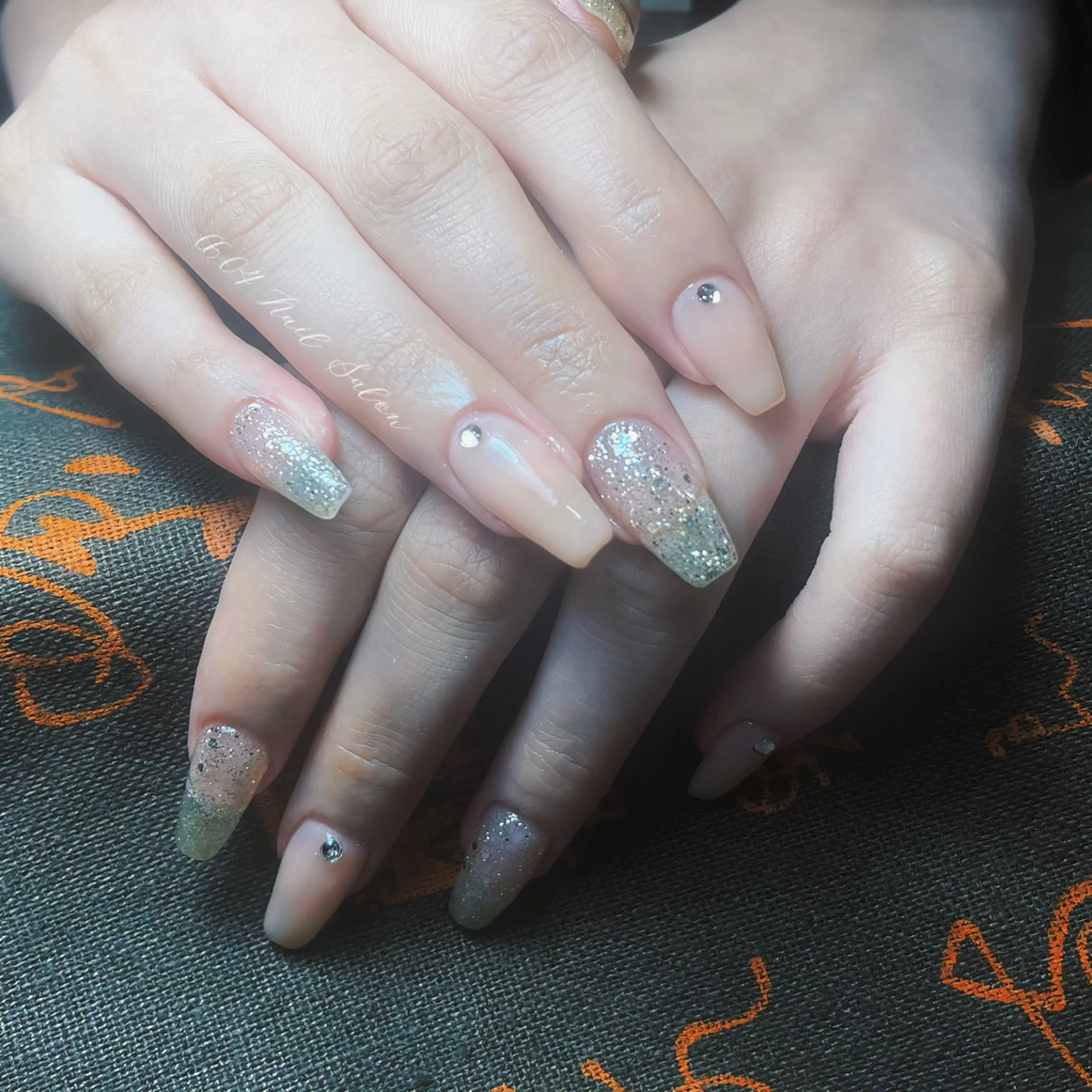 ネイル ishiro 🍂のネイルデザイン