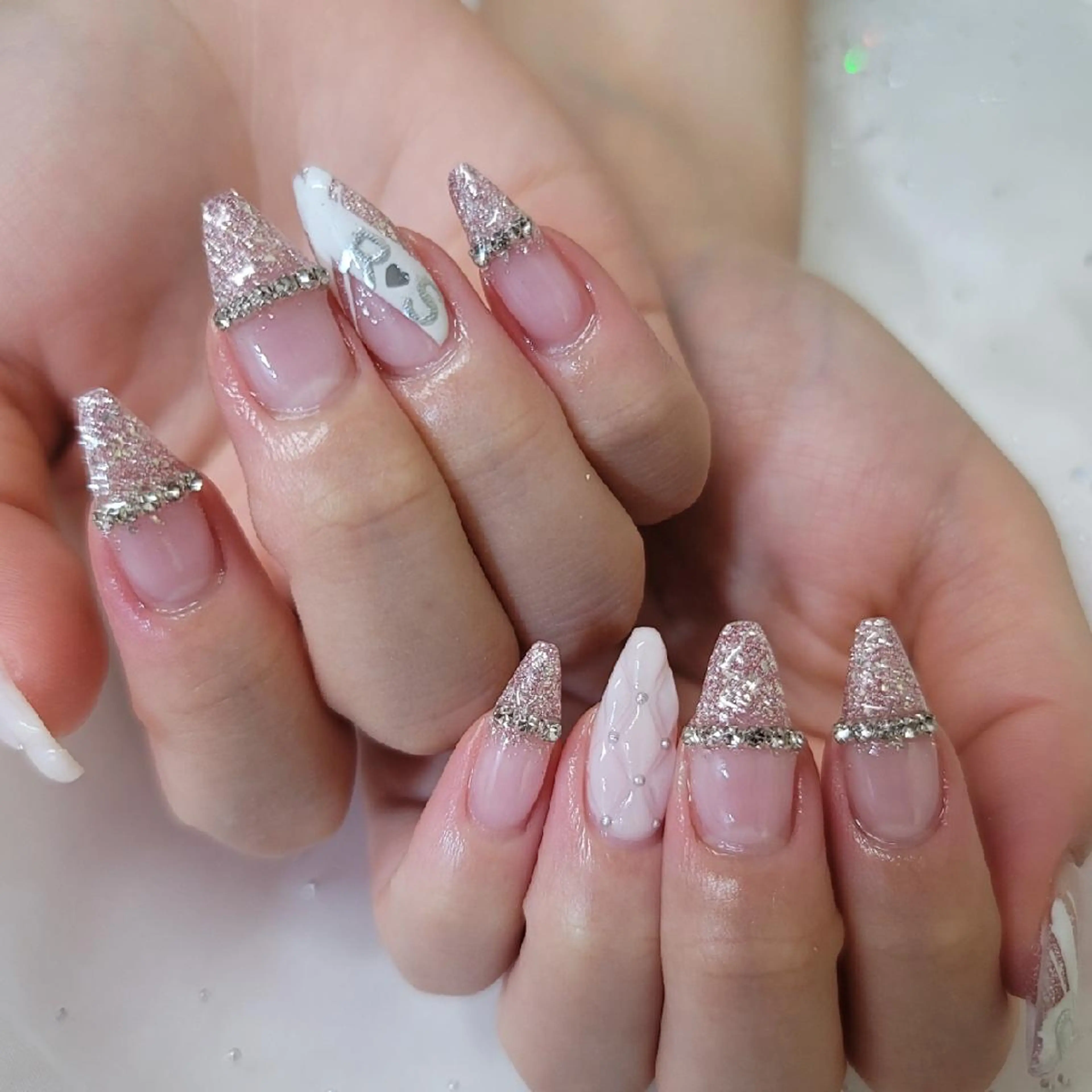 ネイル 花田 茜のネイルデザイン