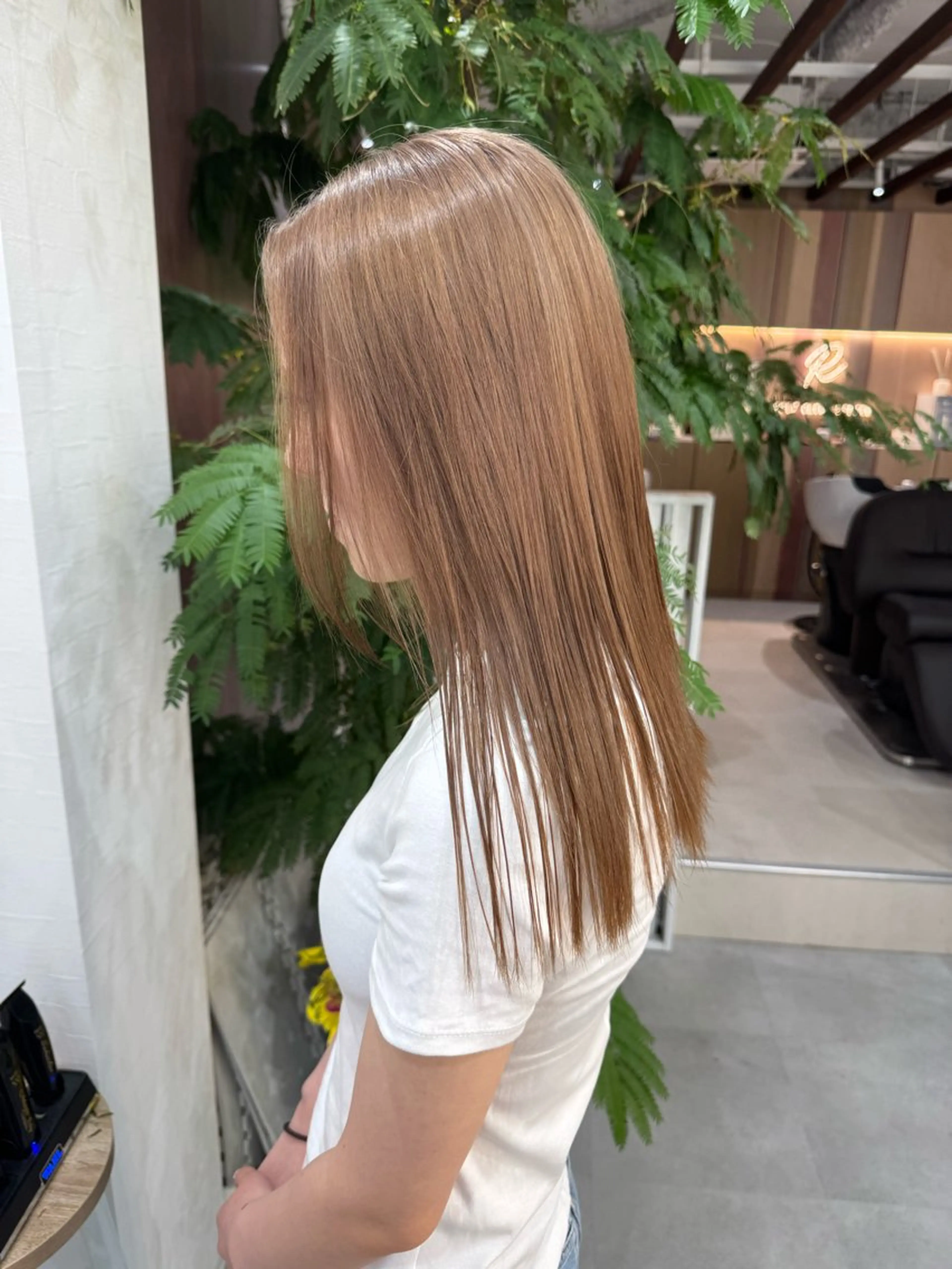 ロング ヘアカラー R BEAUTY MAIのヘアスタイル