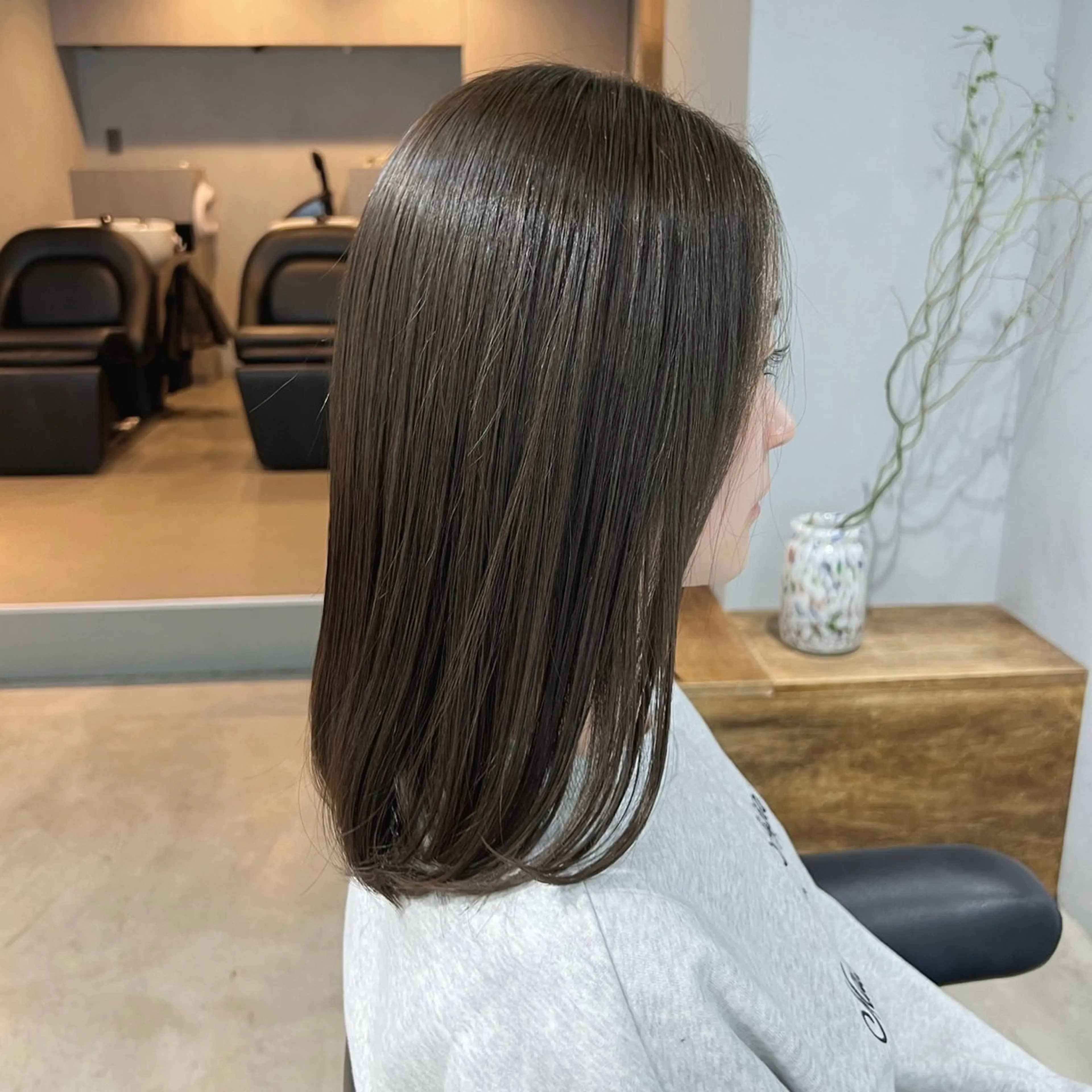 ミディアム カラー カット トリートメント akane/ボブ /オリーブ/ブラウンのヘアスタイル