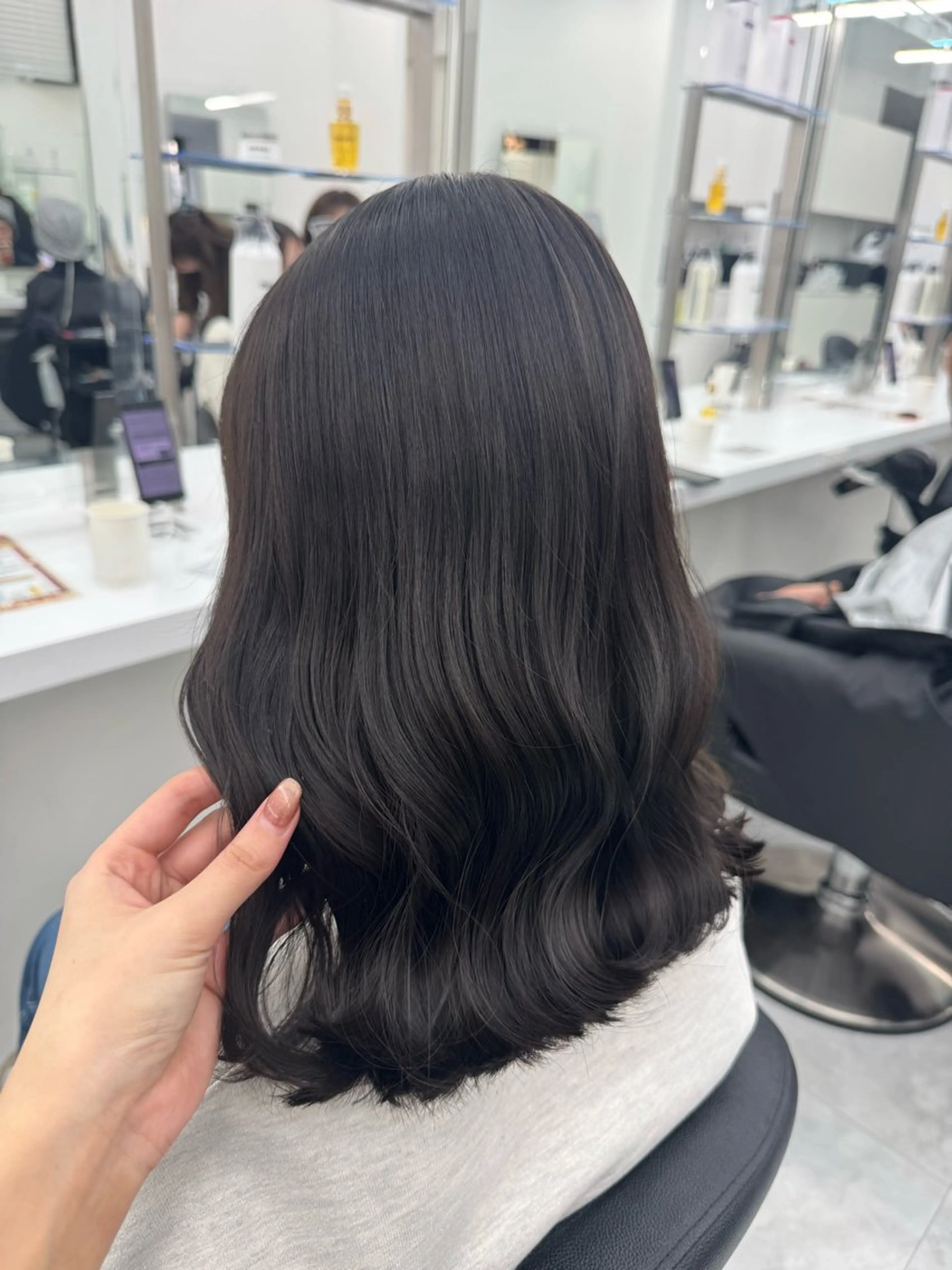 カラー noa🫧美髪/ 透明感カラーのヘアスタイル