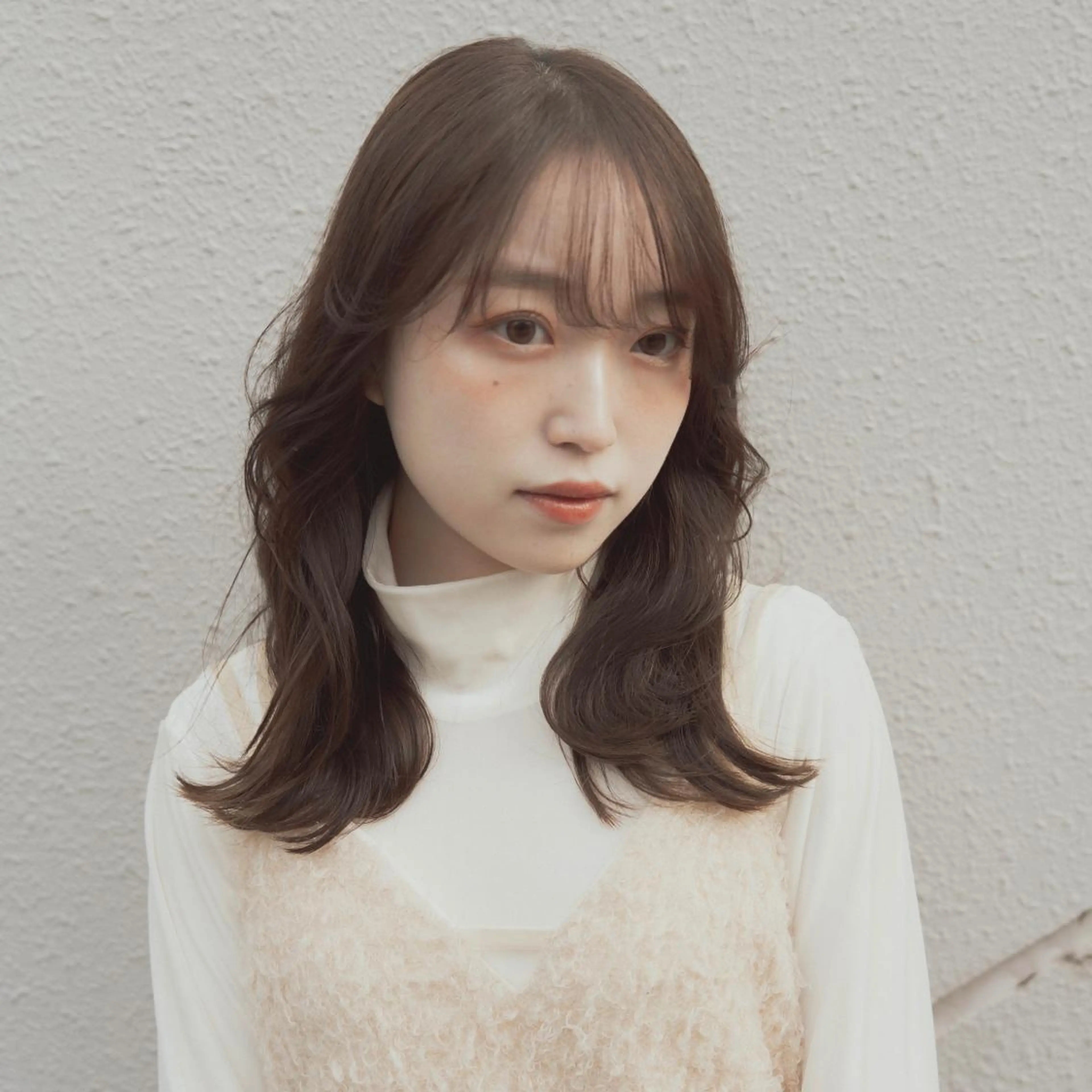 ミディアム レイヤーカット タンバルモリパーマ 礒井メンキのヘアスタイル