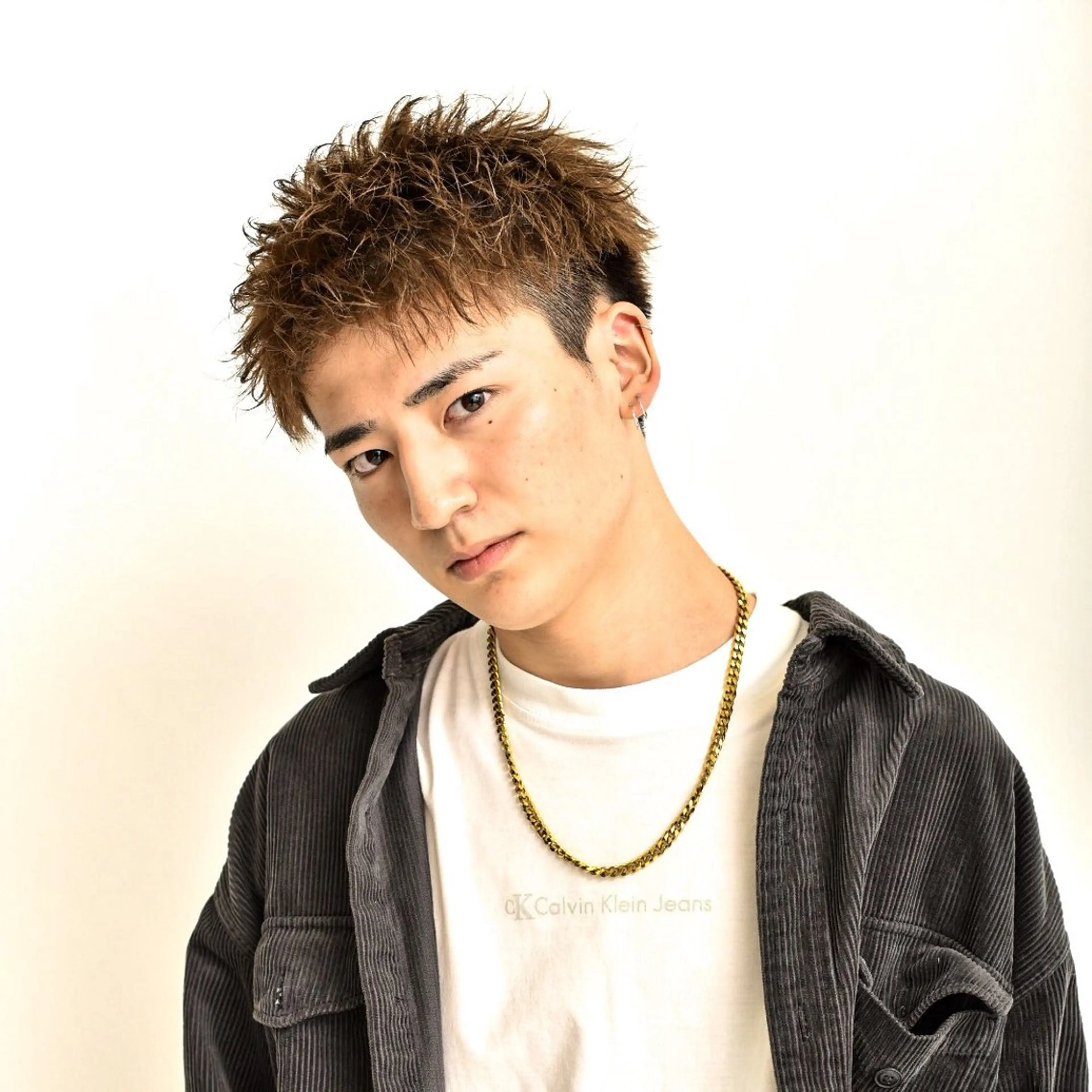 ショート メンズ アップバング センターパート フェードカット メンズハイライト メンズメッシュ カット パーマ 店長⚜️メンズカット パーマ⚜️則次亮哉のヘアスタイル