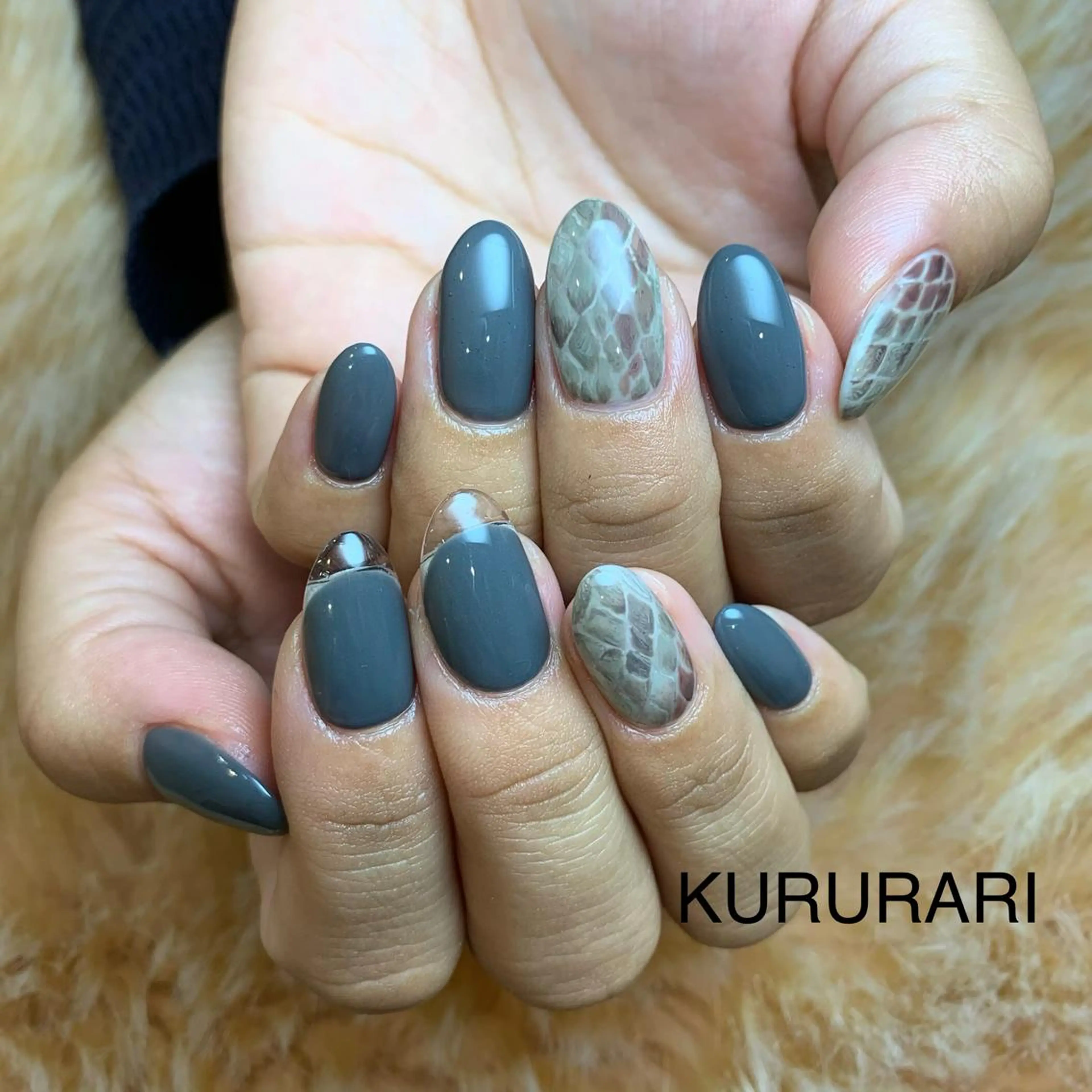 ネイル KURURARI NAILのネイルデザイン