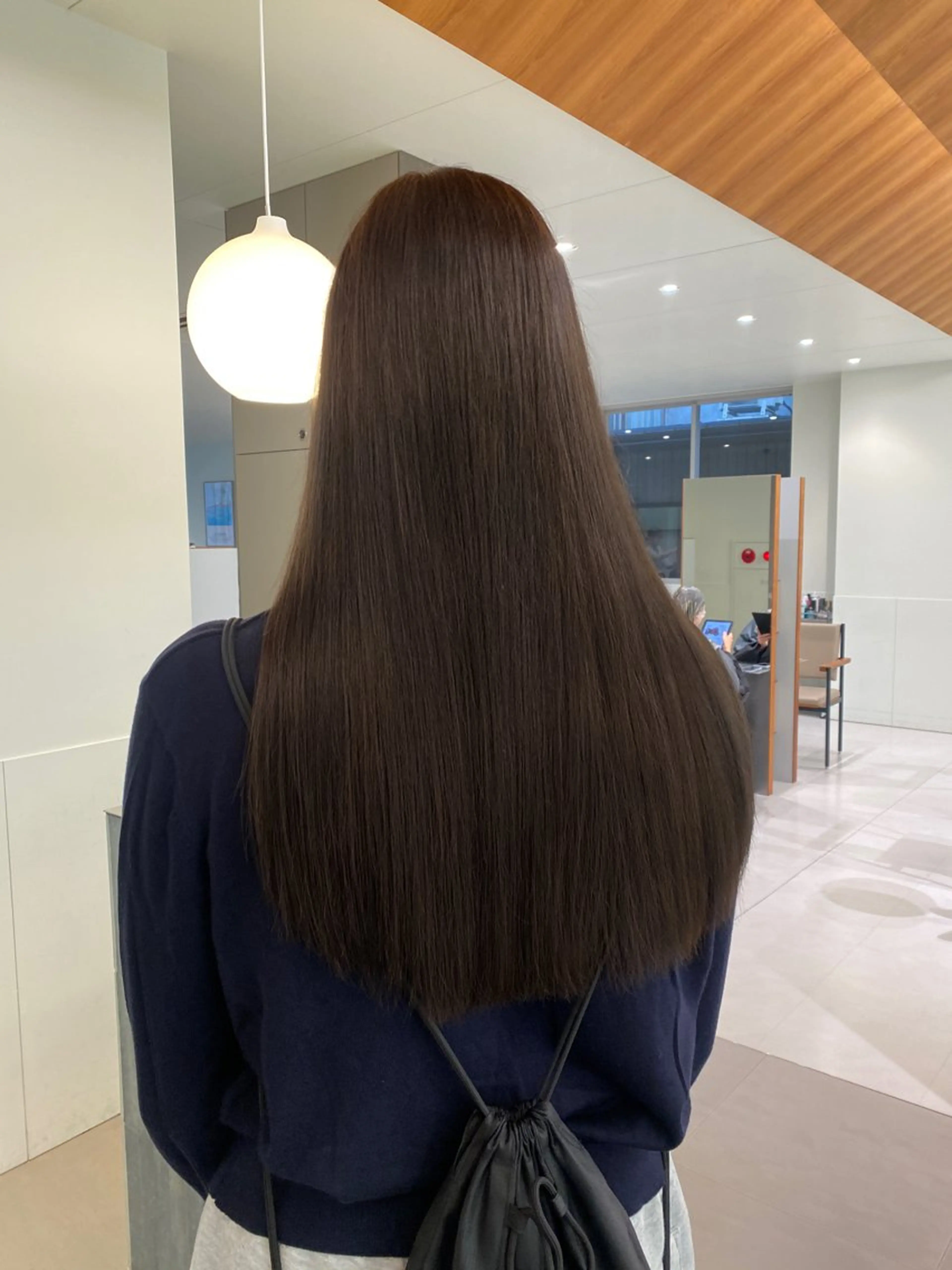 ロング カラー ケアカラー 髪質改善 高発色ブリーチ/ ハイレイヤー🪽aiのヘアスタイル