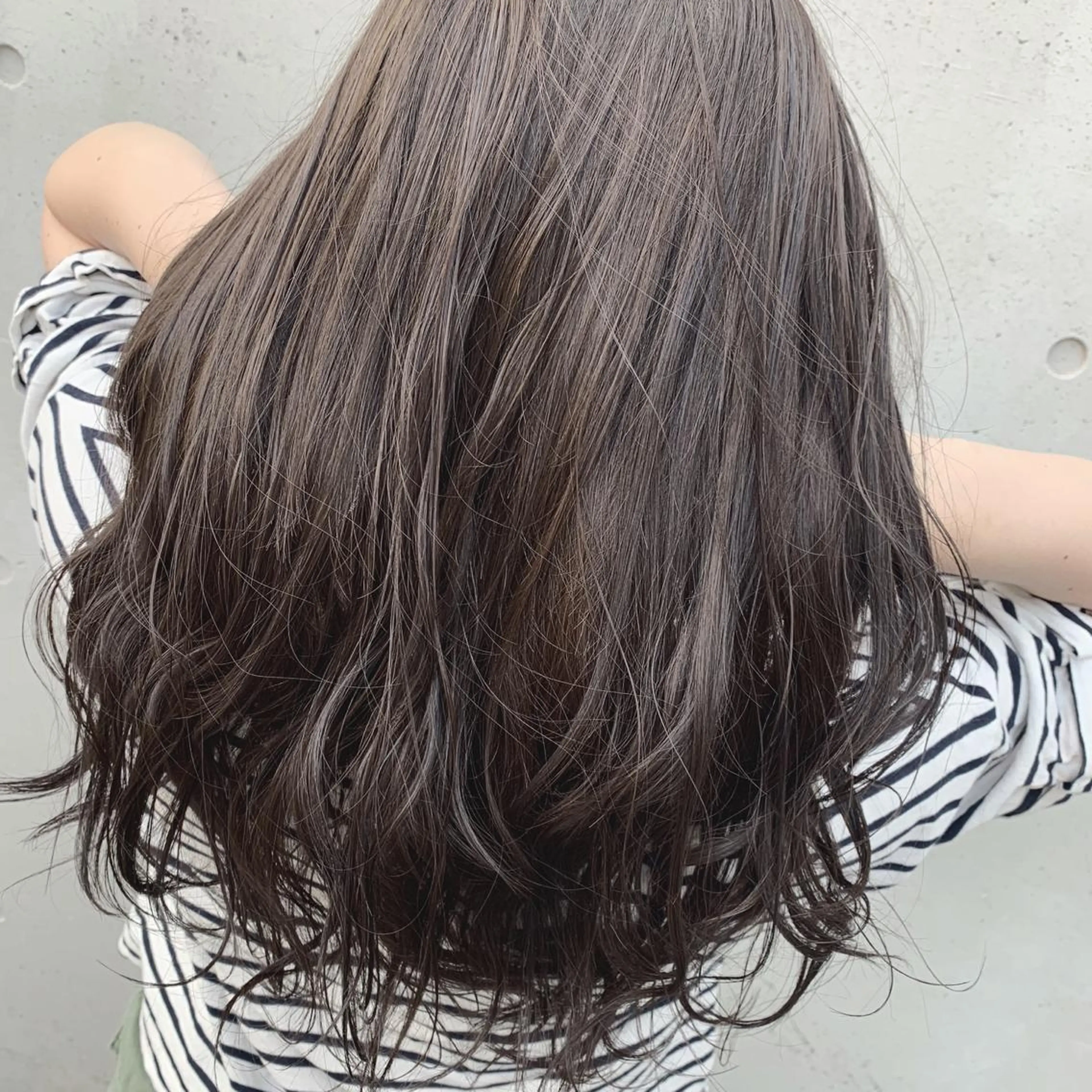 ロング カラー パーマ ヘアアレンジ メンズ キッズ マツエク・マツパ アッシュ Luela堅田所属・田中 裕士のヘアスタイル