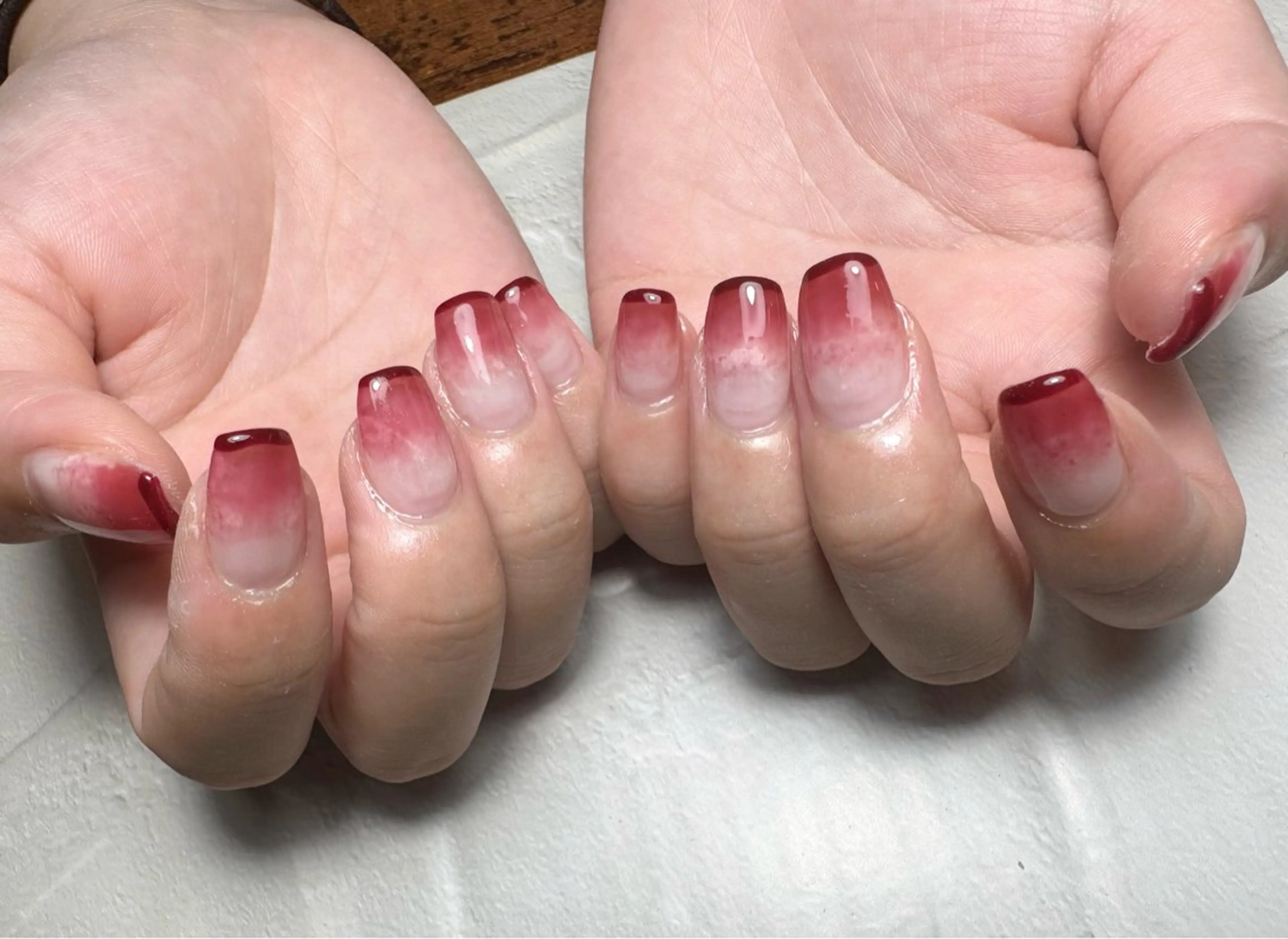 ネイル フレンチネイル グラデーション Aicome所属・aicome senaのネイルデザイン