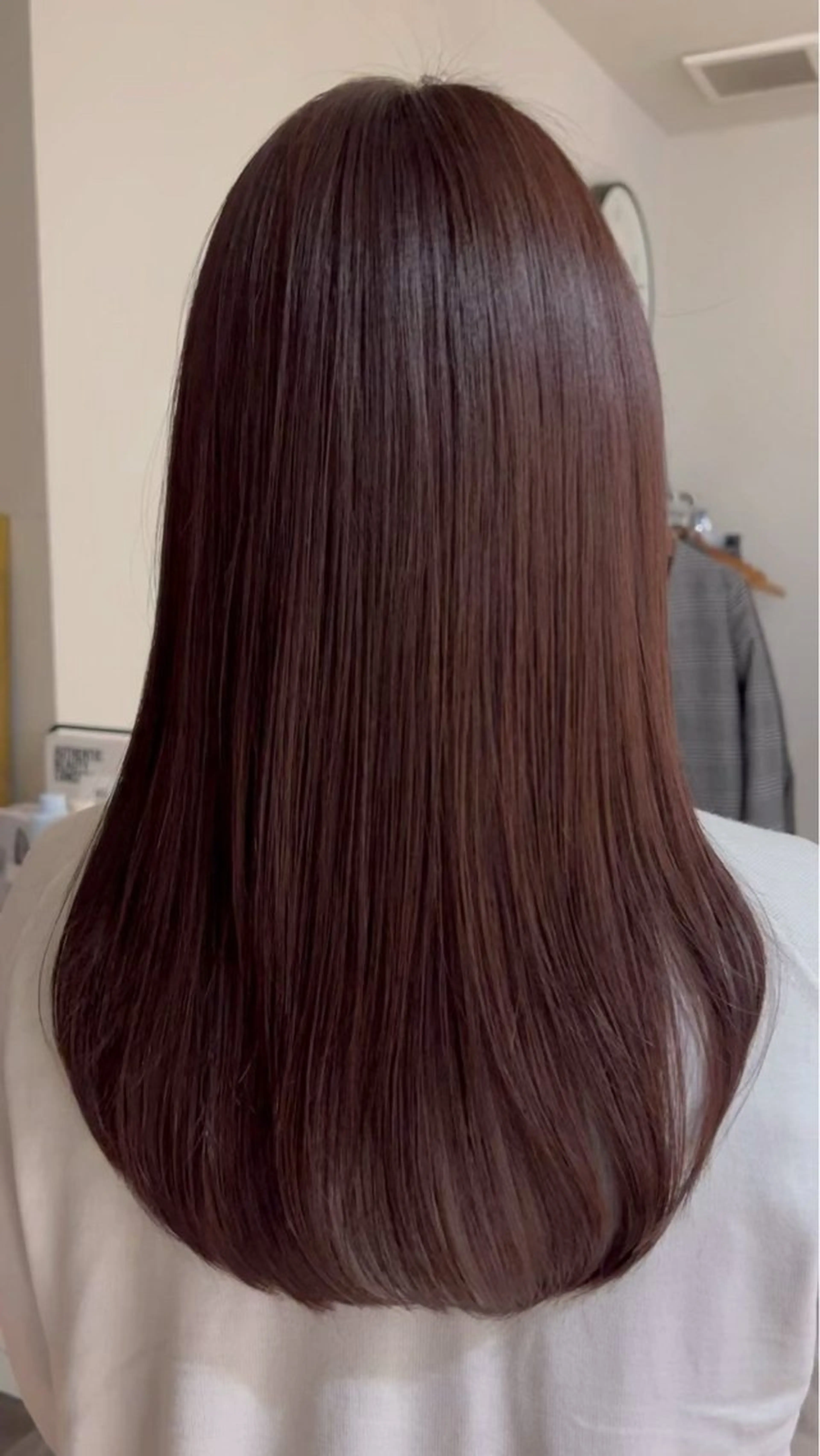 ロング 長谷川 愛海のヘアスタイル