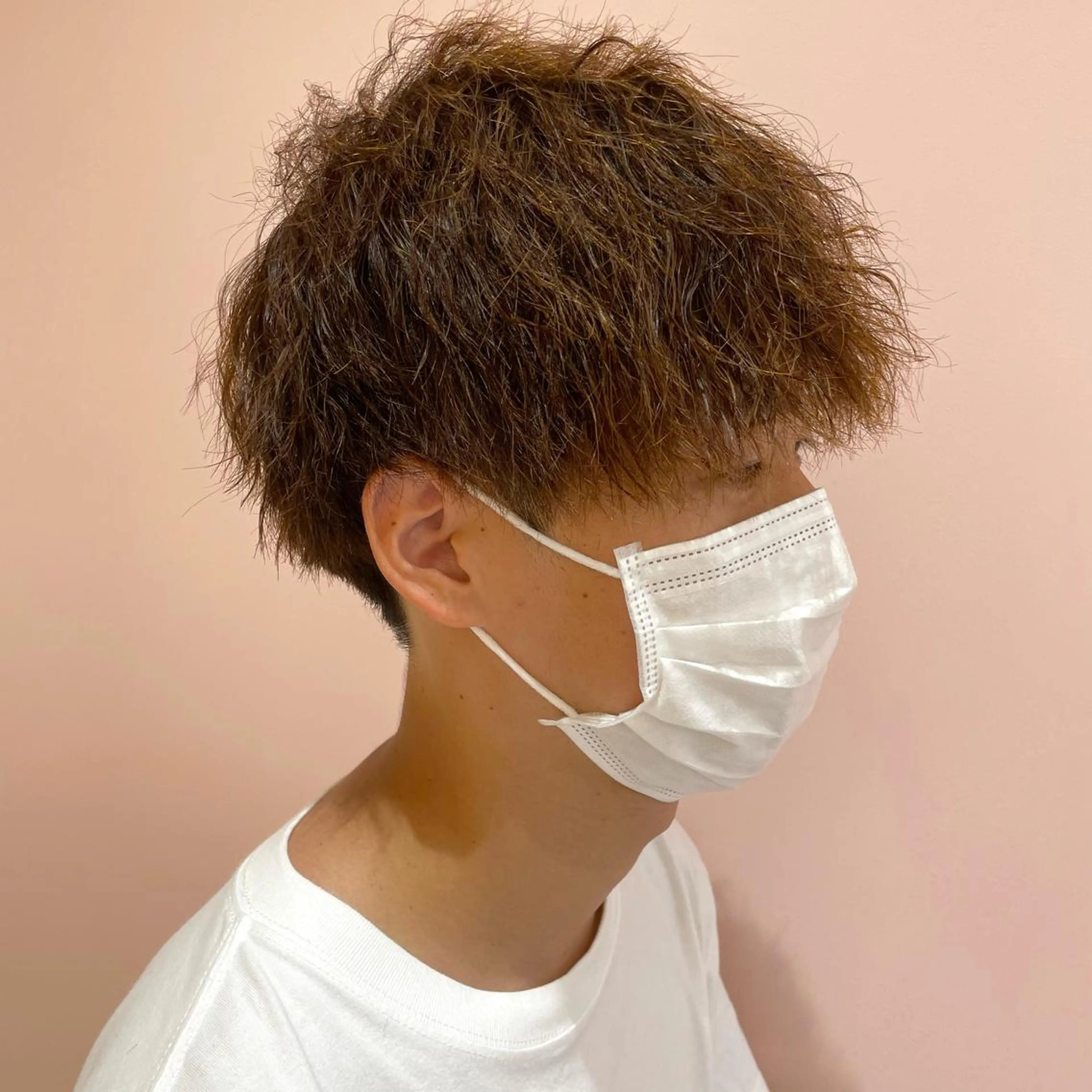 パーマ メンズ メンズパーマ メンズツイストパーマ ツイストパーマ カット パーマ レイヤーカット/ ハイトーンchimiのヘアスタイル