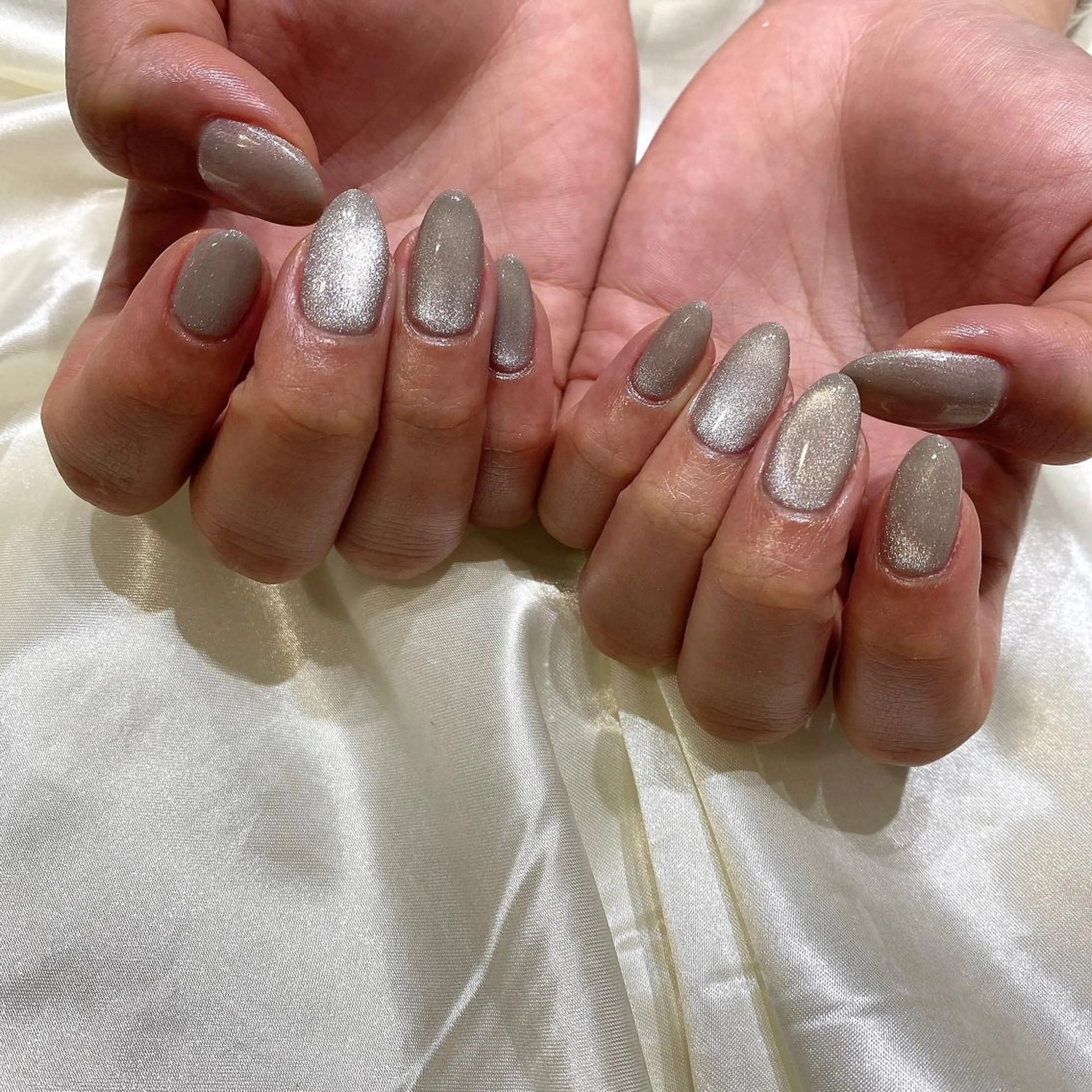 ネイル ハンドネイル 西岡 杏のネイルデザイン