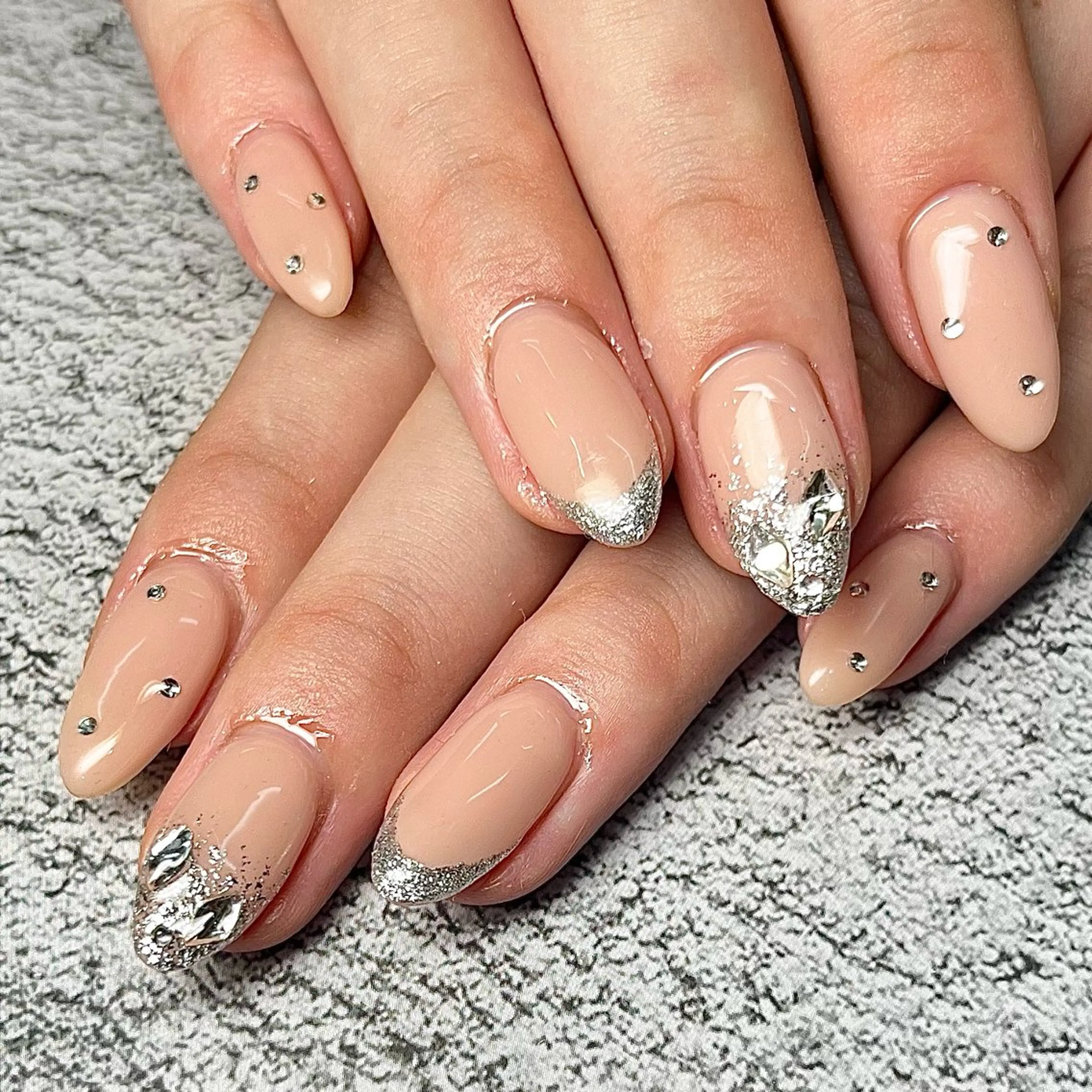 ネイル ハンドネイル Queen nail 北堀江 ASUKAのネイルデザイン