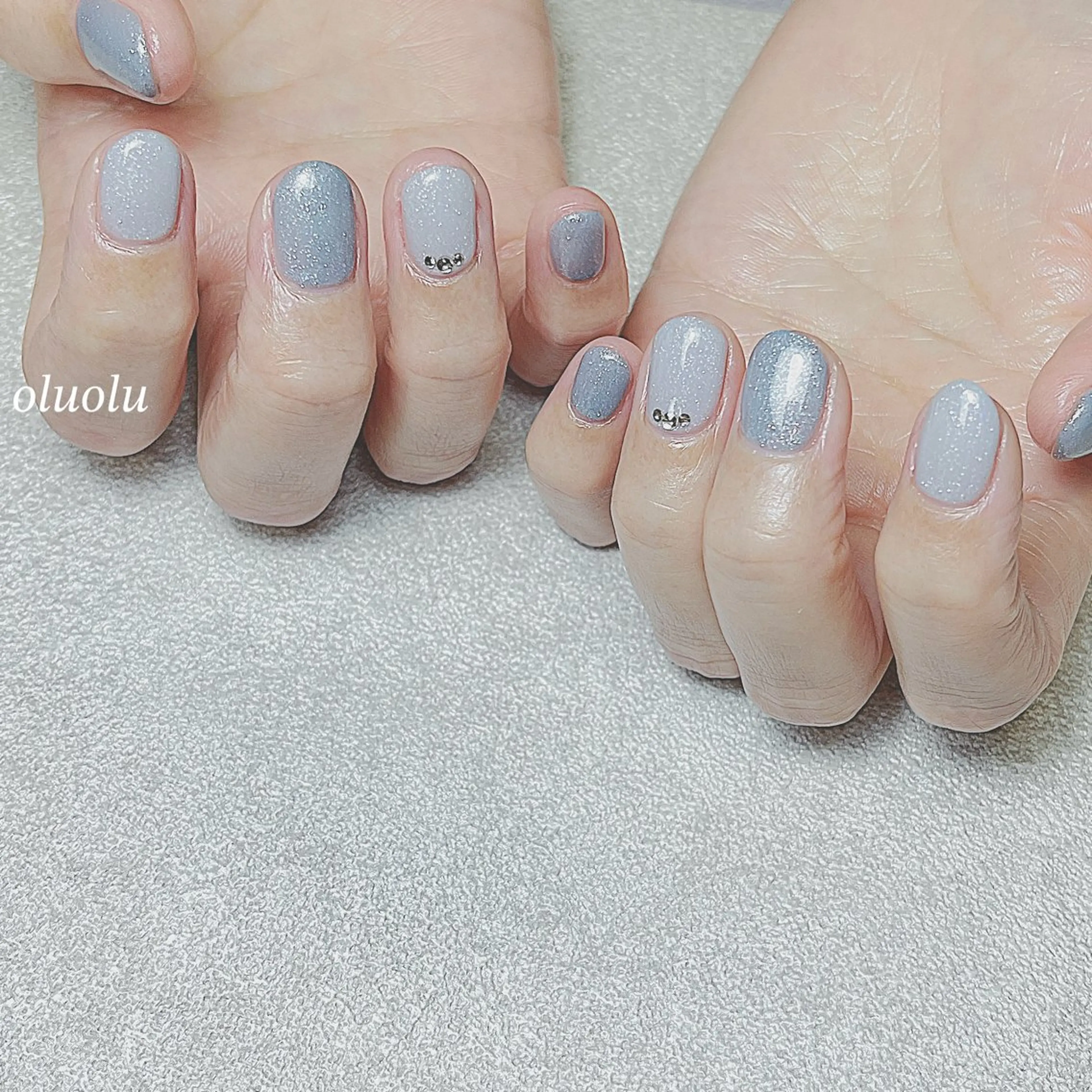 ネイル アートネイル ブルー フットネイル オフィスネイル ワンカラーネイル ハンドネイル 大村 紬華のネイルデザイン