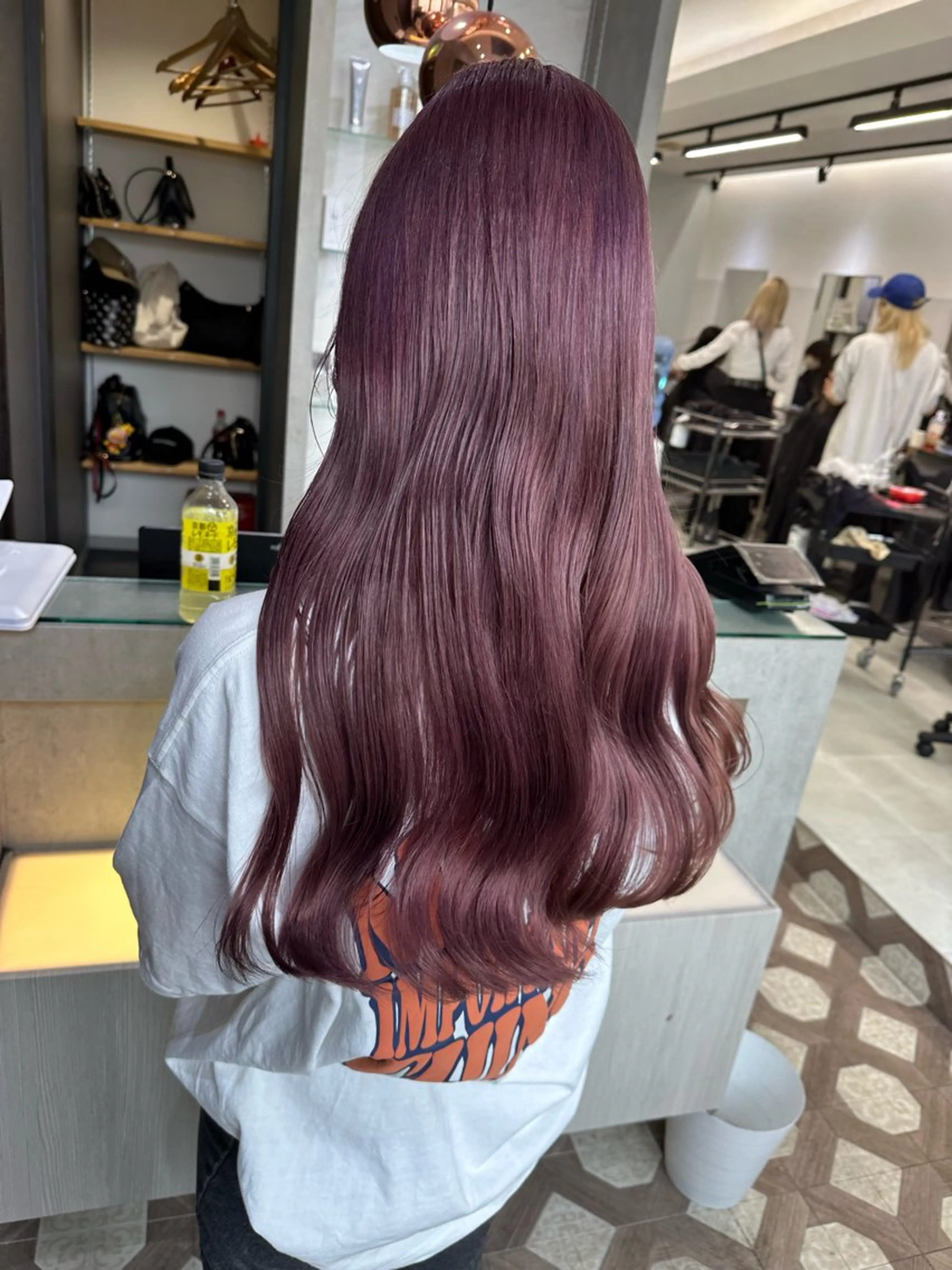 ミディアム カラー Roi ofGiseLのヘアスタイル