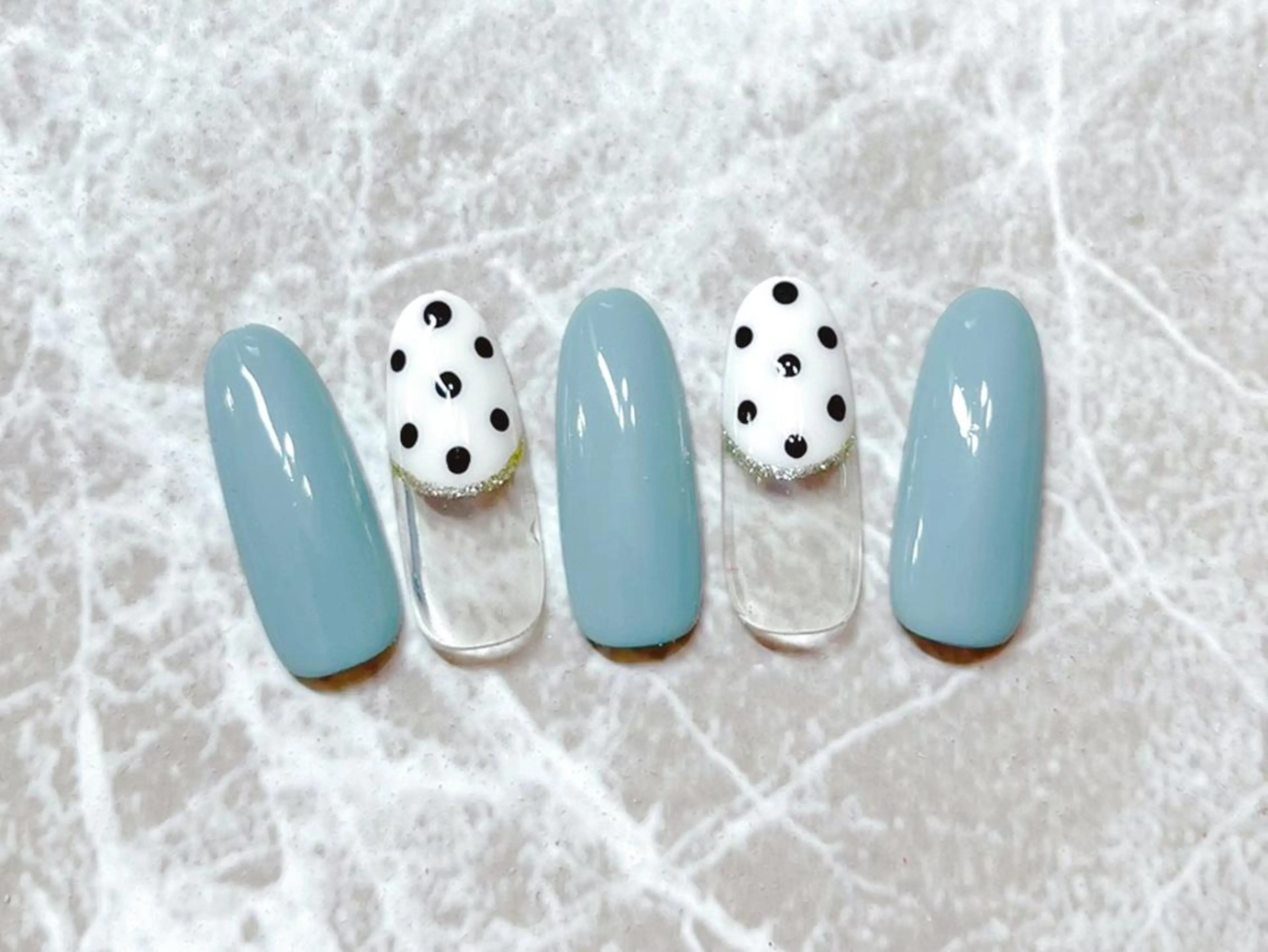 ネイル ハンドネイル マジックミラー所属・マジック ミラーのネイルデザイン