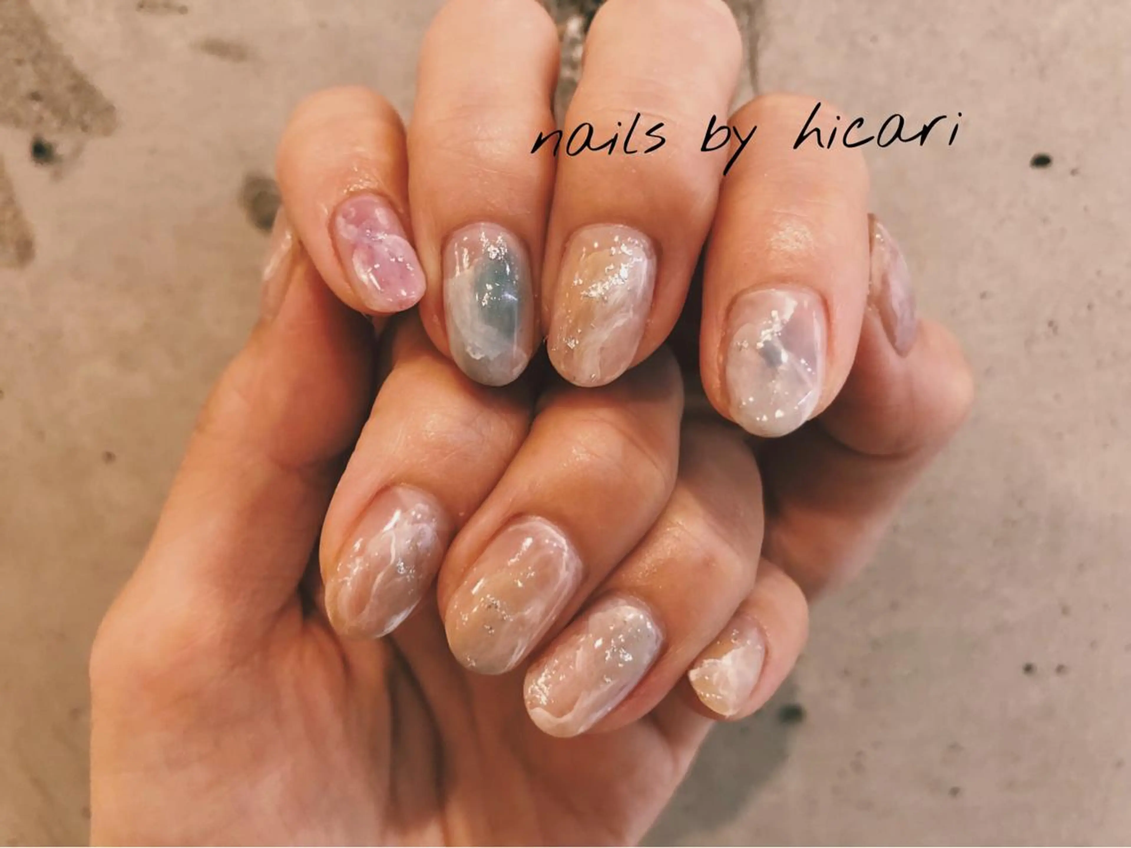 ショート カラー ネイル マツエク・マツパ ハンドネイル illum hicariのネイルデザイン