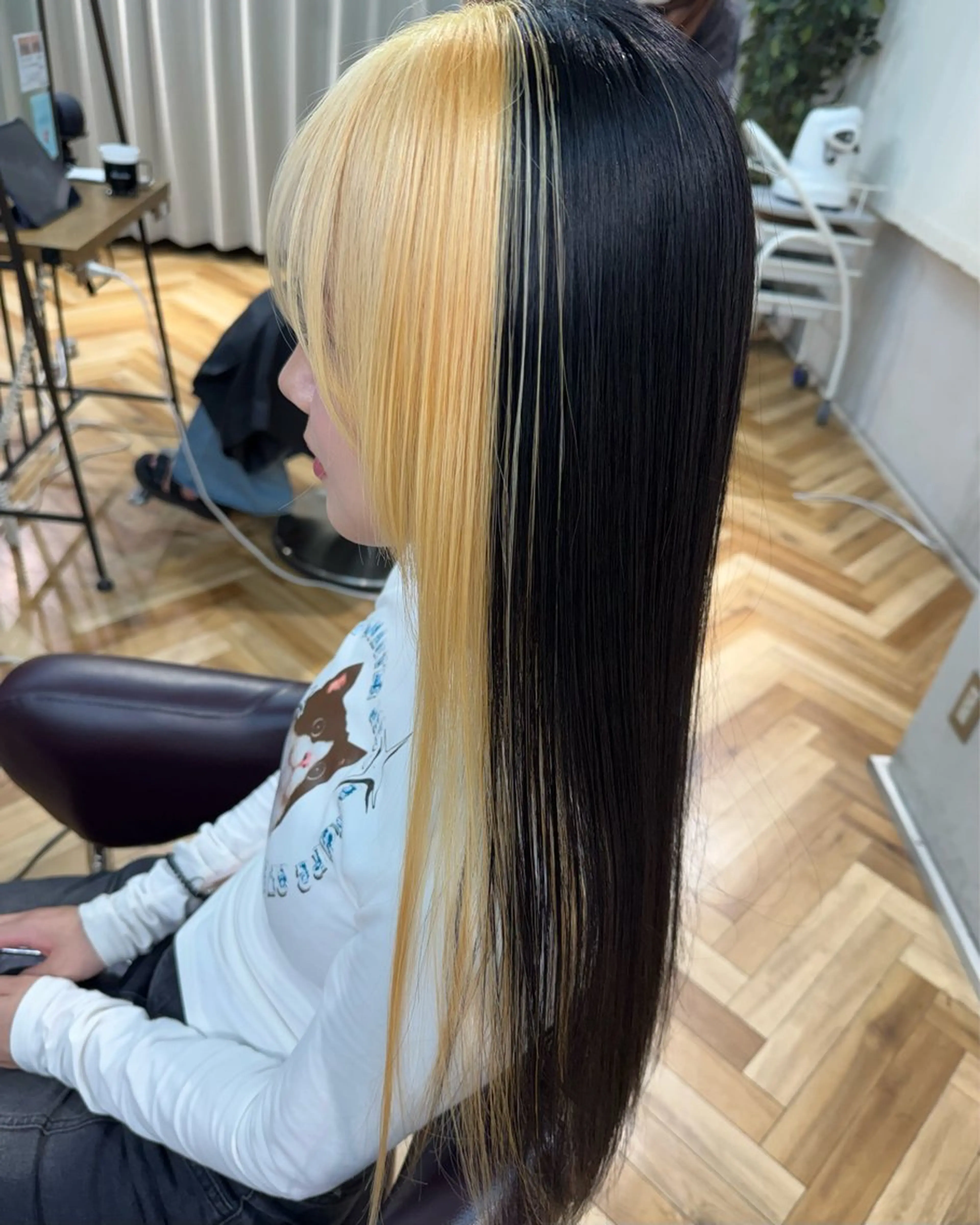 ロング カラー ヘアアレンジ ブリーチ ケアブリーチ デザインカラー ヘアカラー LUCK本厚木 浦住 貴大のヘアスタイル