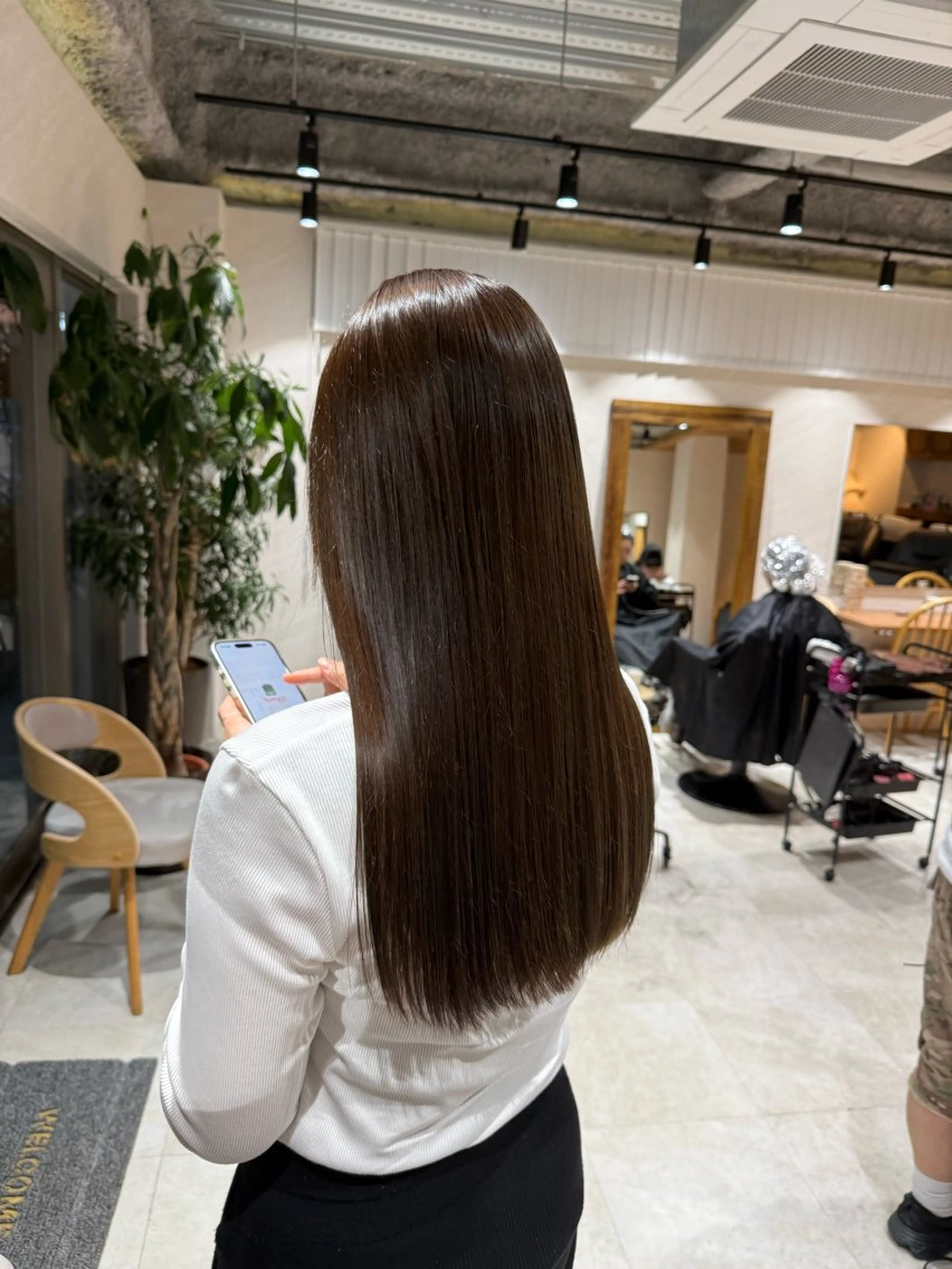 ロング カット ヘアカラー トリートメント レイヤーカット🫧 /髪質改善✨TOWAのヘアスタイル