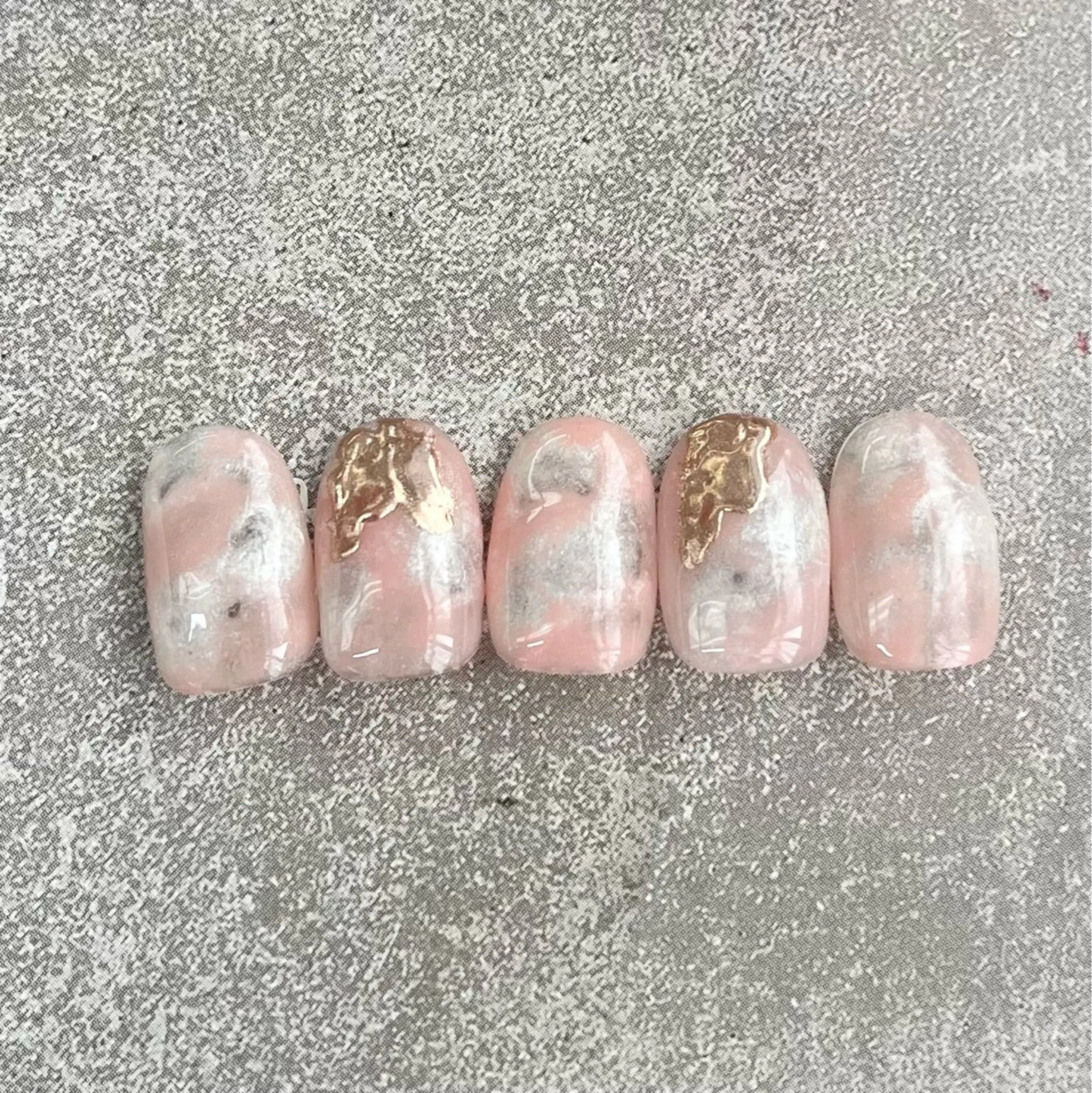 ネイル ゴールド 大理石ネイル(マーブル) ミラーネイル ハンドネイル Nail Salon Luire  Naoのネイルデザイン