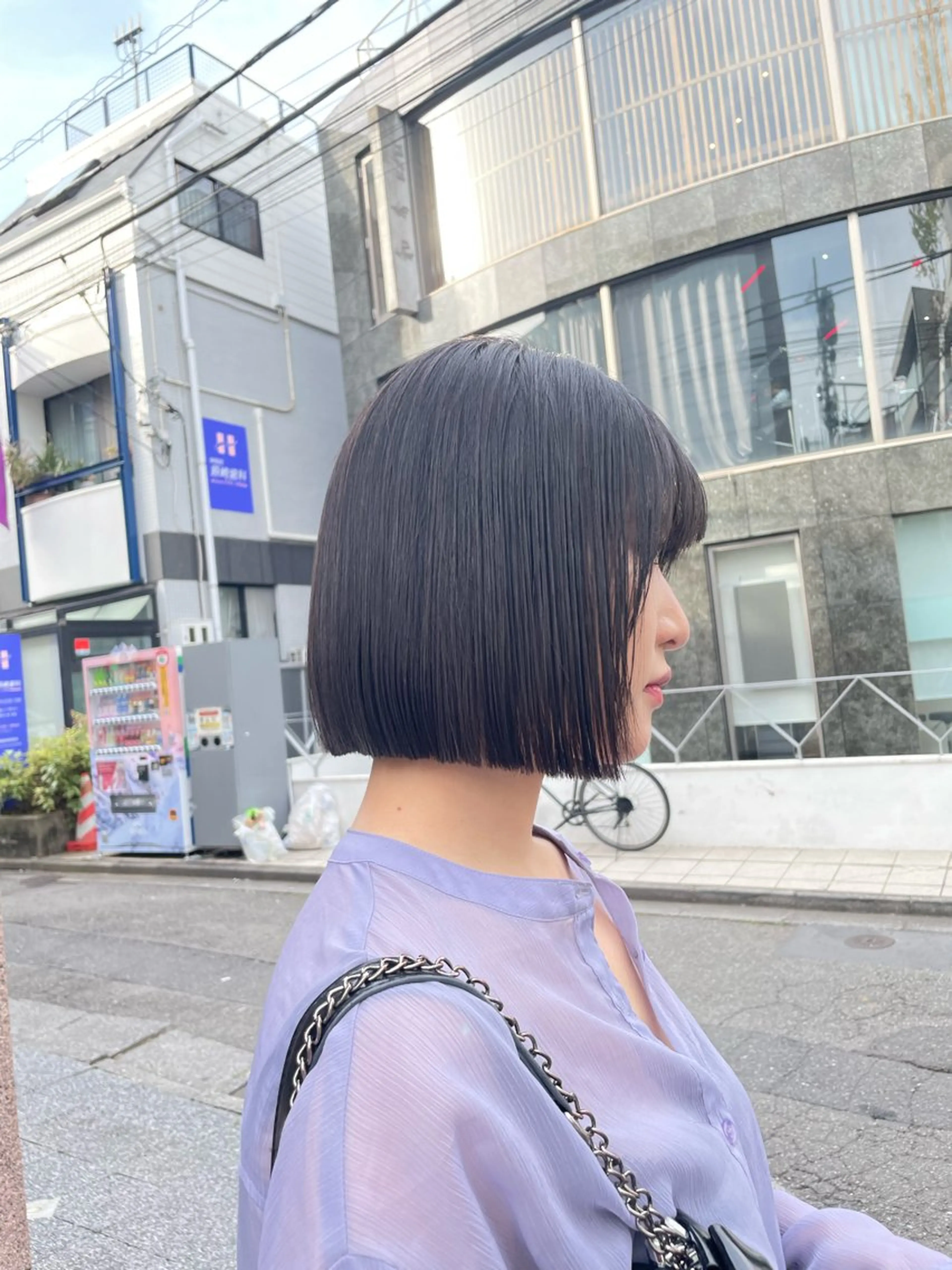 ショート カット 縮毛矯正 トリートメント ミルクティー× グレージュMOMOのヘアスタイル