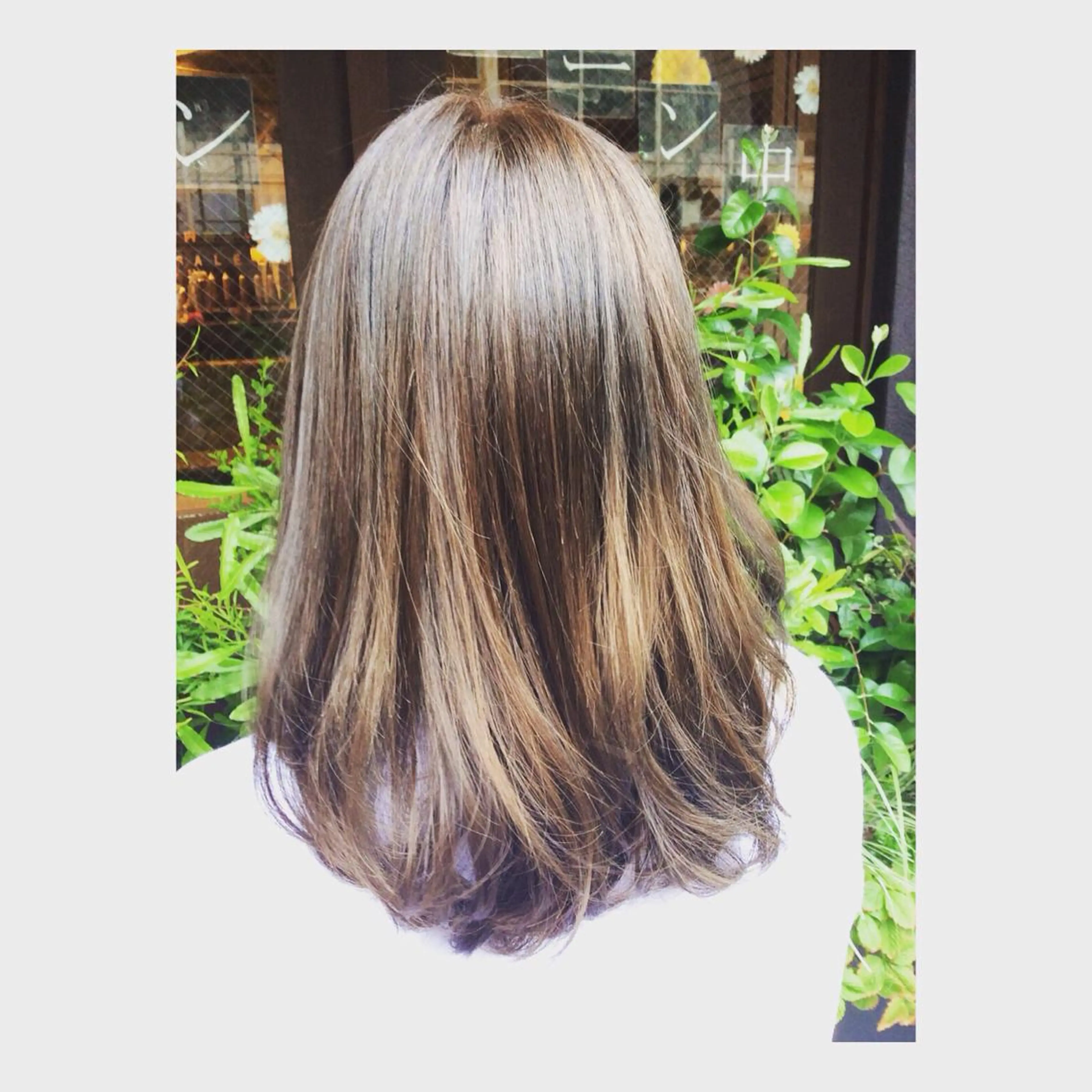 セミロング ヘアサロンドア　hair salon　door所属・やまもと すぐるのヘアスタイル