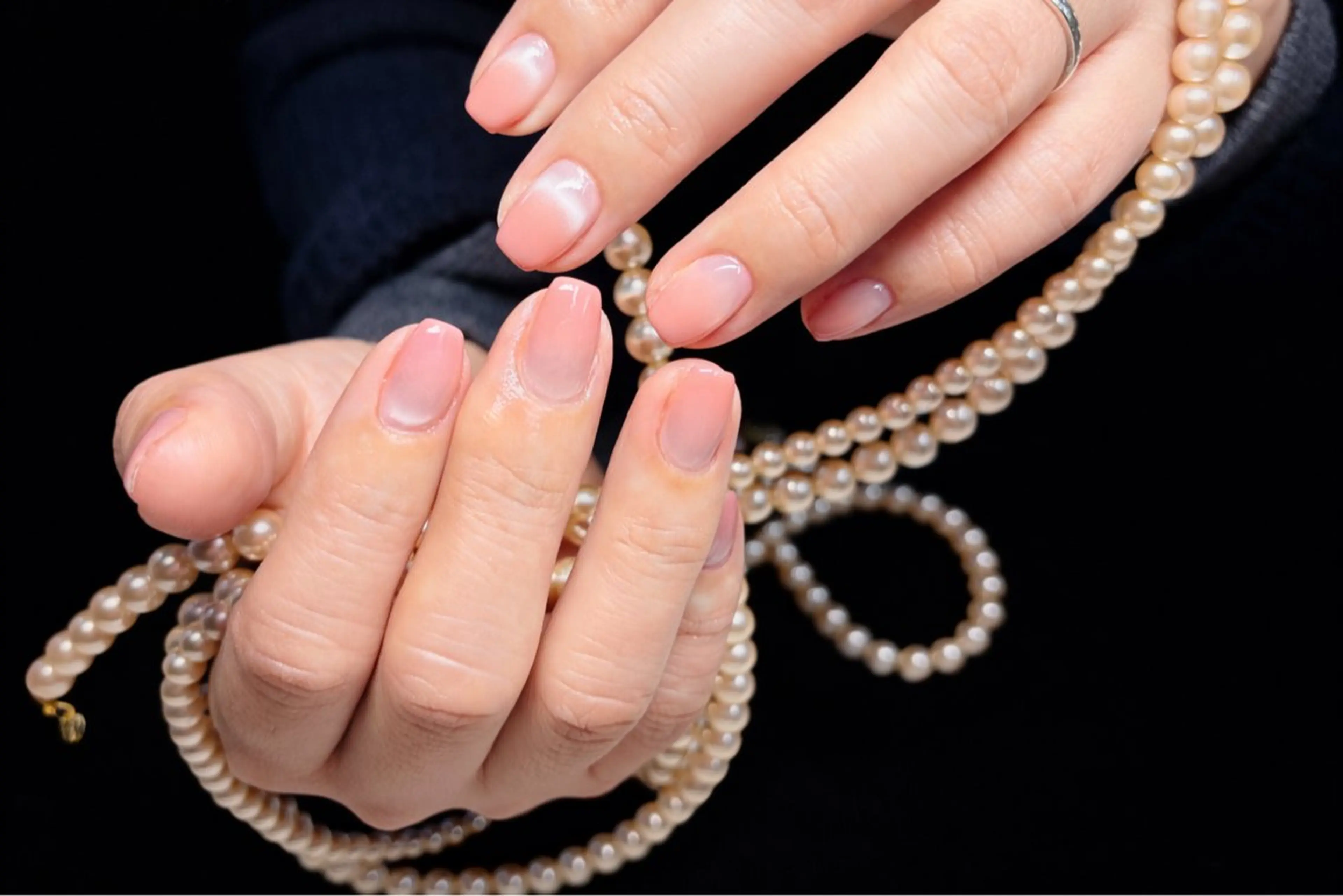 【２級持ちネイリスト】[オフ込み]マグネット＋カラグラデーションの写真