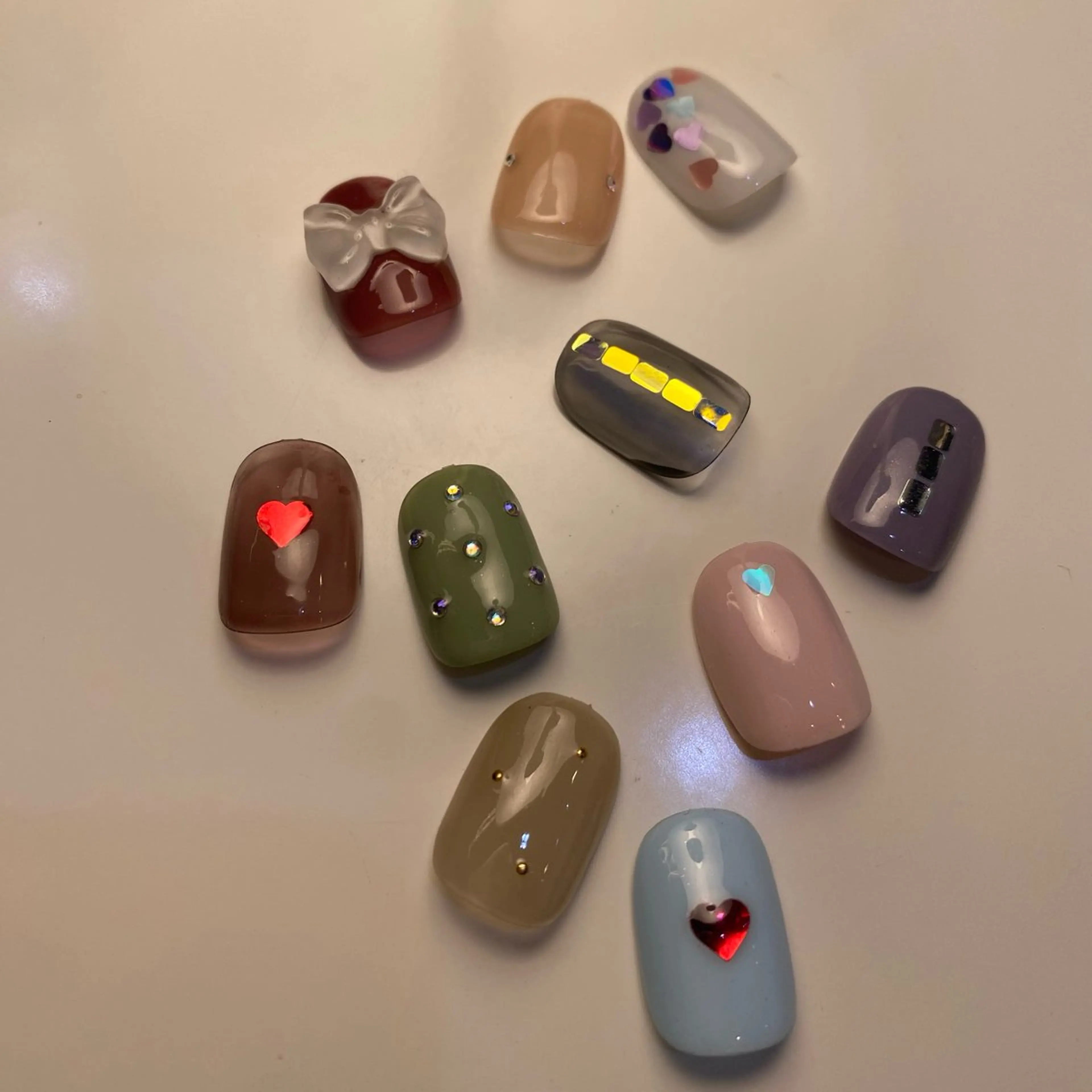 ネイル アートネイル リボン Yumi 広尾|恵比寿ネイルのネイルデザイン