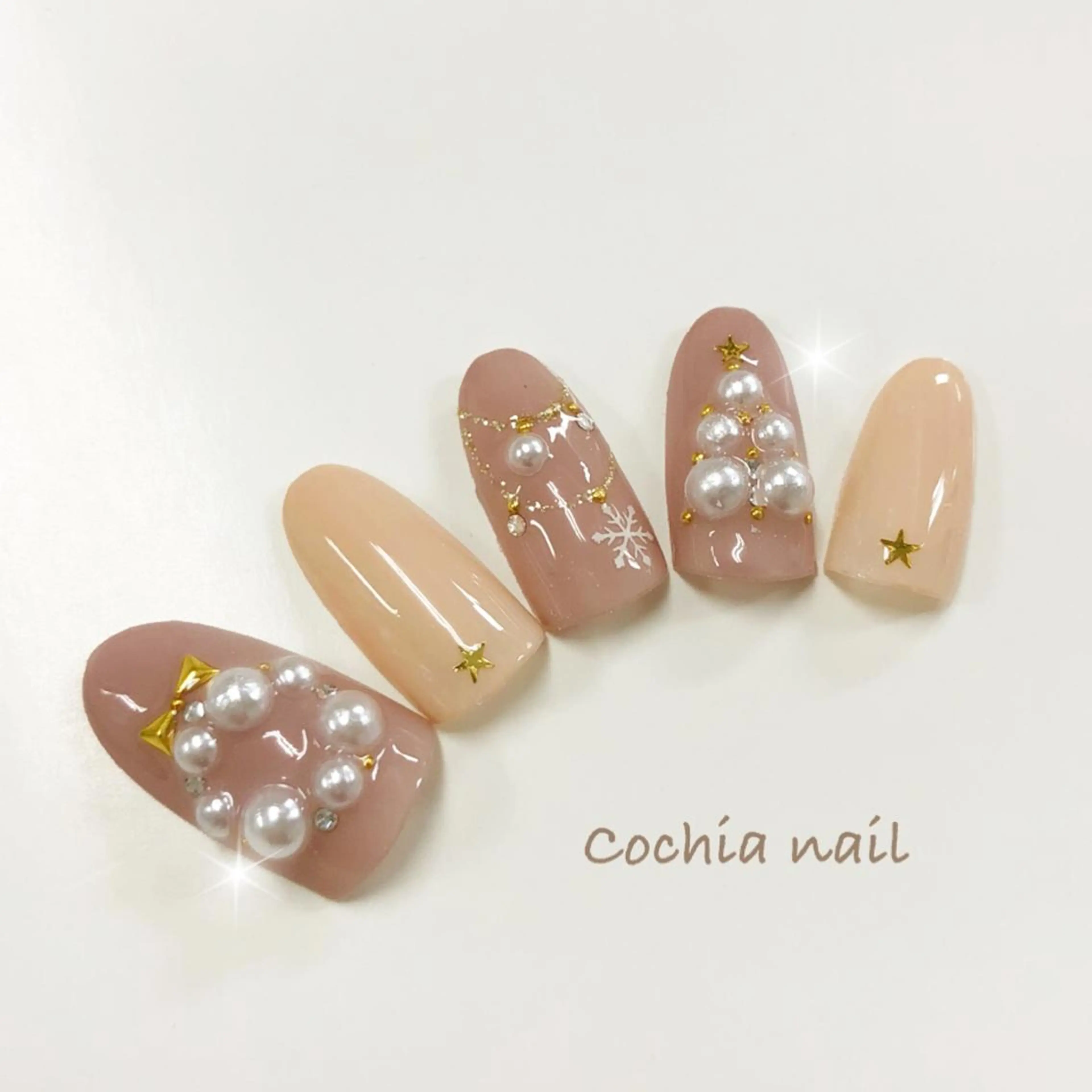 ネイル 冬ネイル クリスマス ハンドネイル ☆Cochia nail☆のネイルデザイン