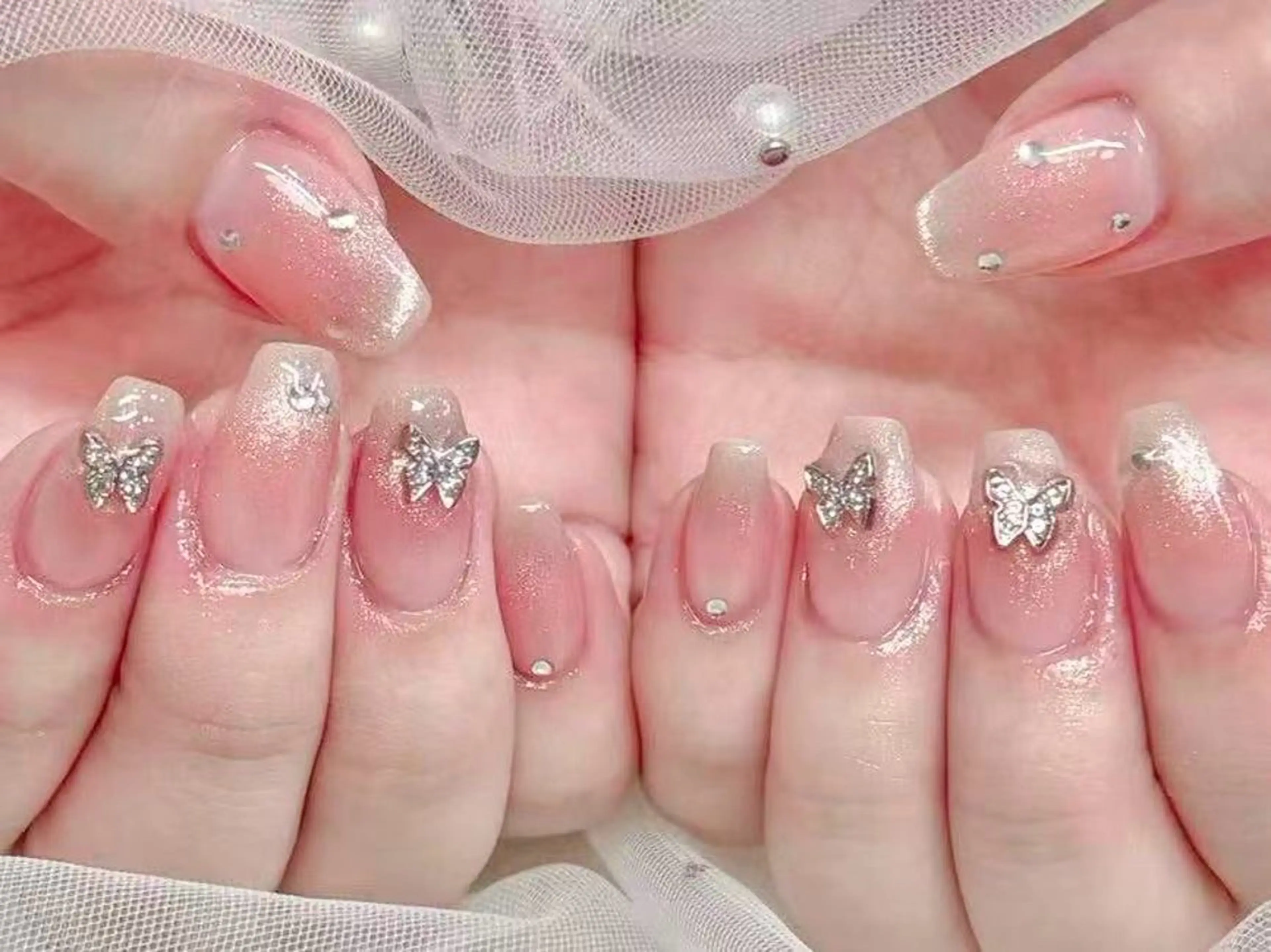 ネイル ミラクルネイルサロン所属・ミオ nailのネイルデザイン