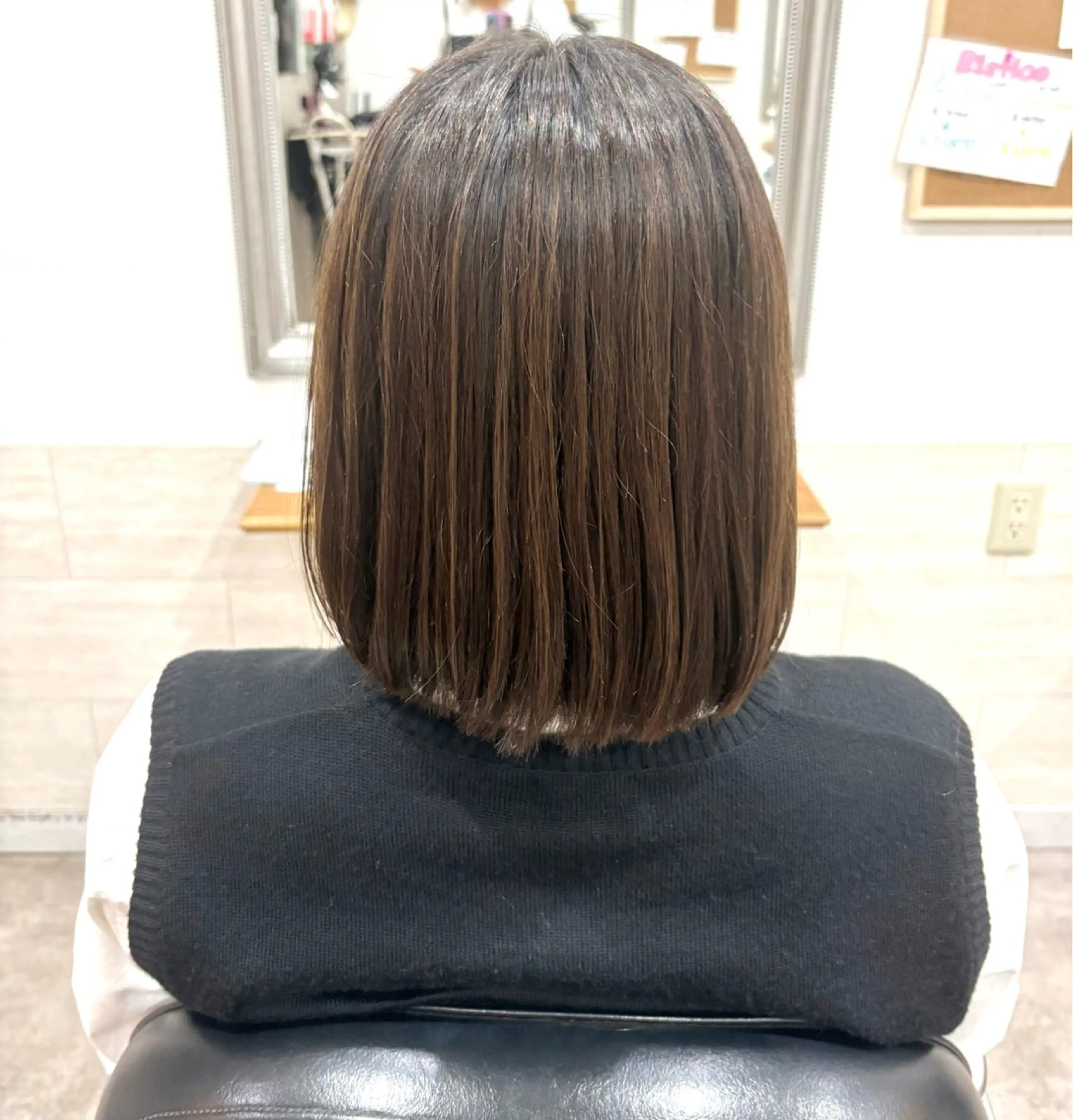 ミディアム 堀川 希歩のヘアスタイル