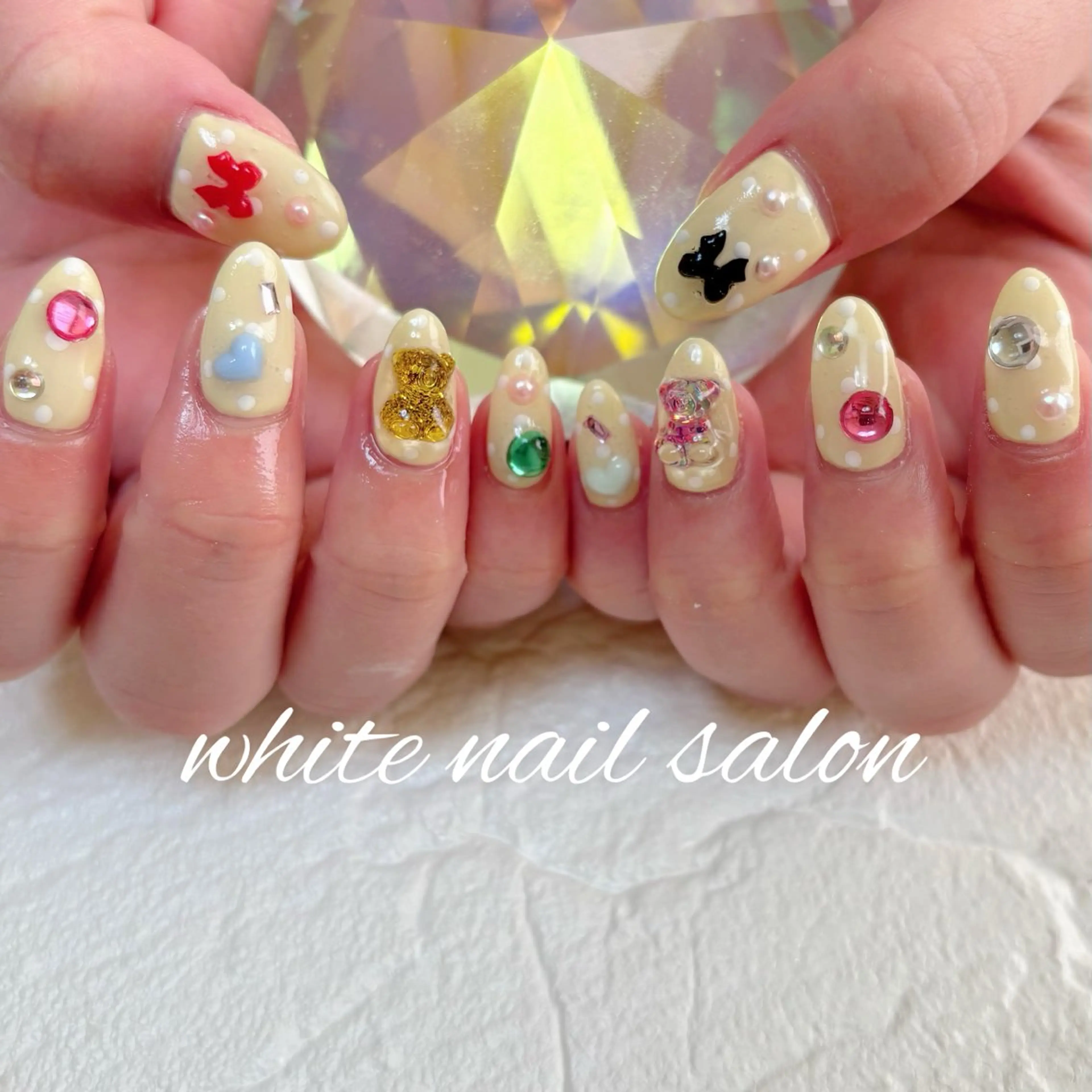 ネイル フットネイル 持ち込み ハンドネイル white nail salonのネイルデザイン
