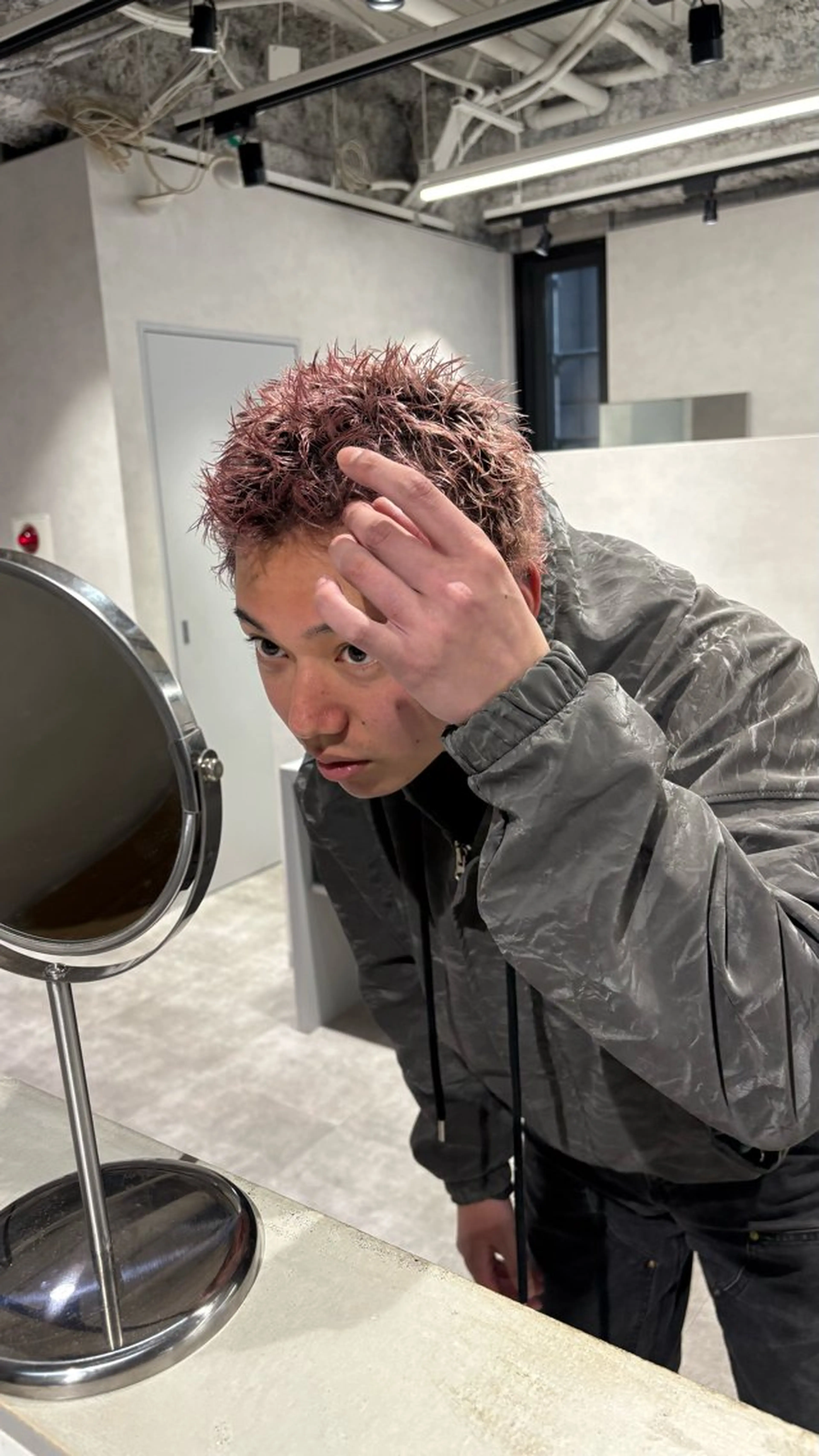 カラー モデル募集中/西梅田 かえで🎀のヘアスタイル