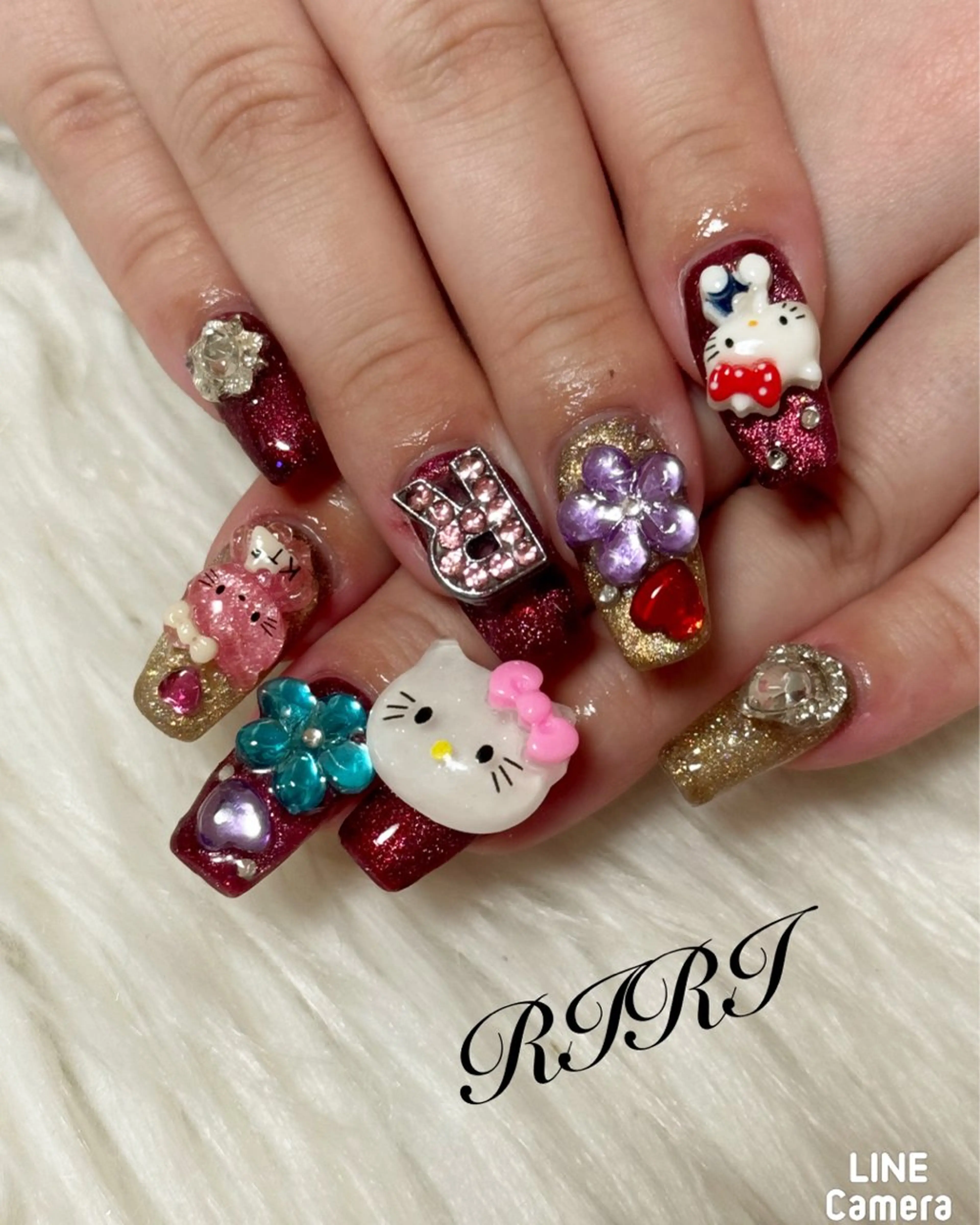 ネイル フラッシュネイル フレンチネイル ジェルネイル ガラスフレンチ キラキラネイル ハンドネイル riri オーナーのネイルデザイン