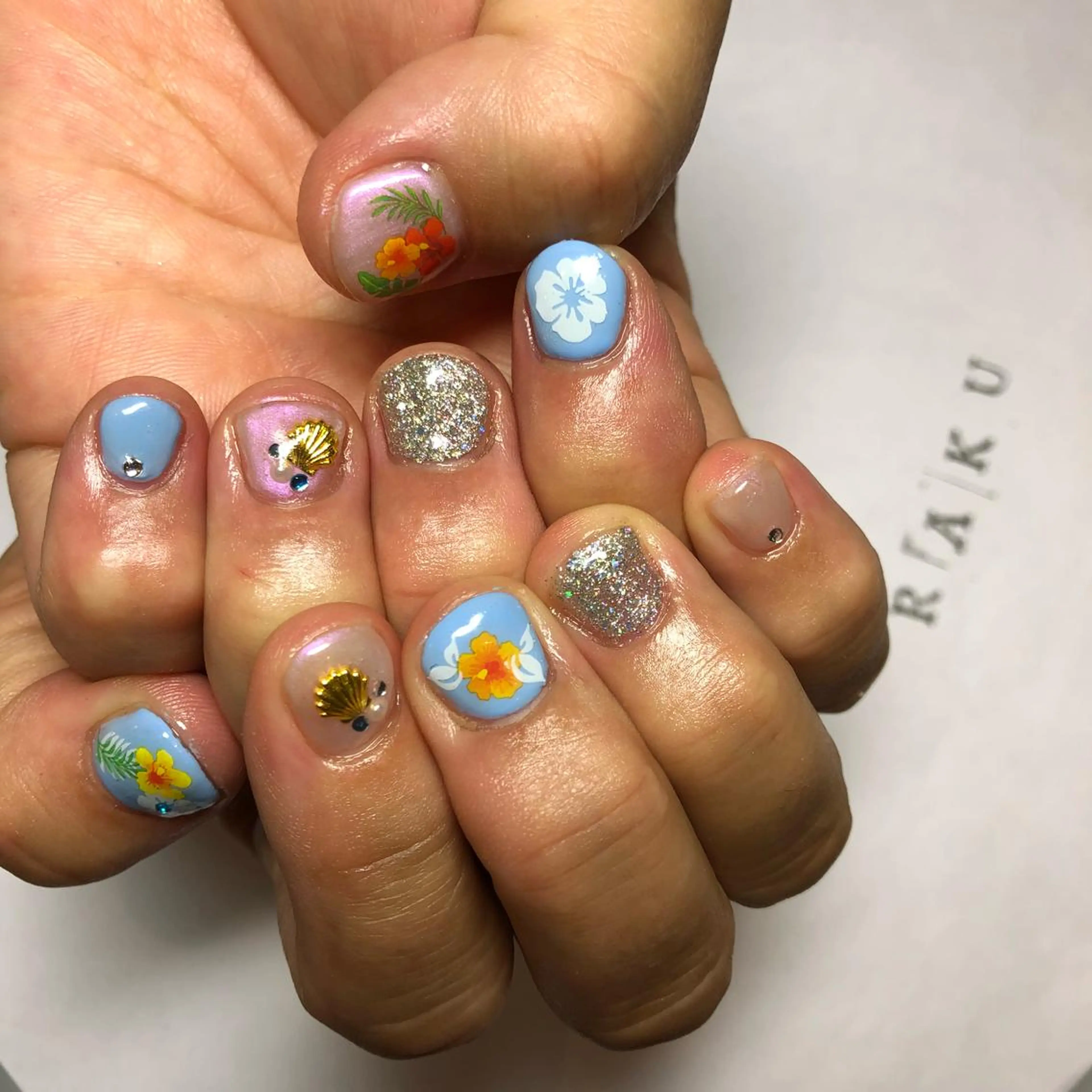 ネイル 駒月 明日香のネイルデザイン