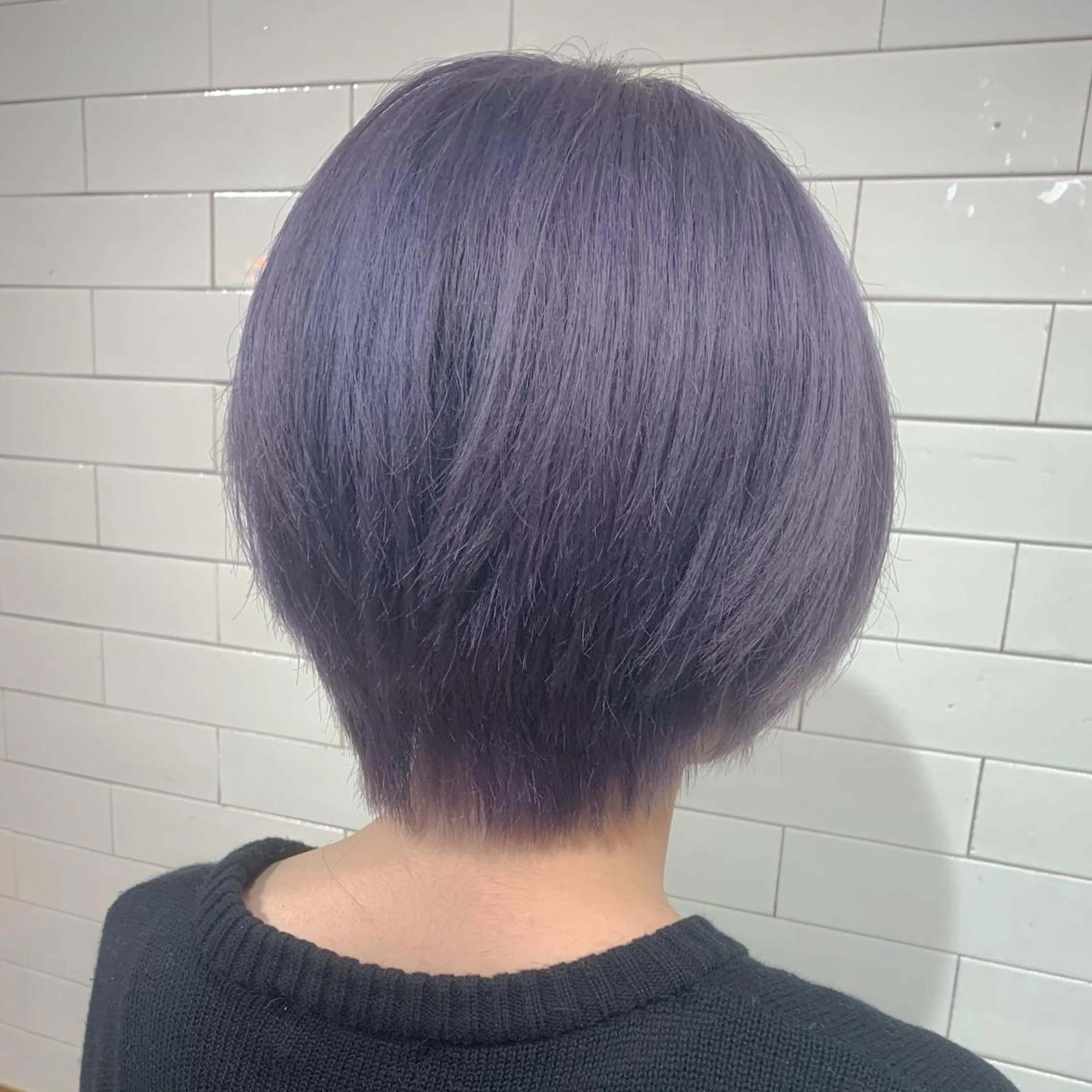 ショート カラー ヘアアレンジ ブリーチ ケアブリーチ ラベンダーカラー ショートヘア 🦋レイヤーカット ミドリカワ🦋のヘアスタイル