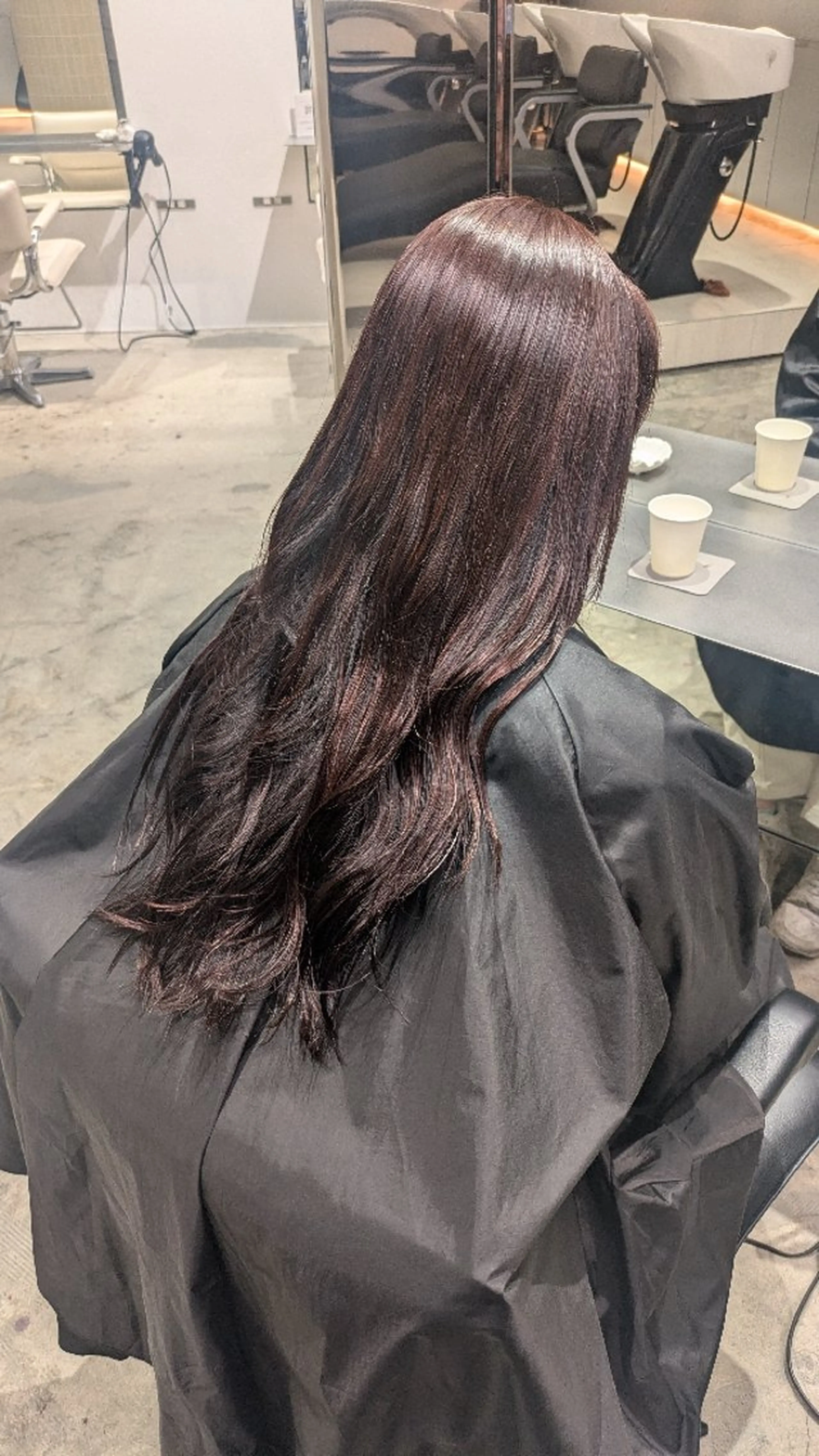 カラー 縮毛矯正💕艶カラー 金川萌萌のヘアスタイル