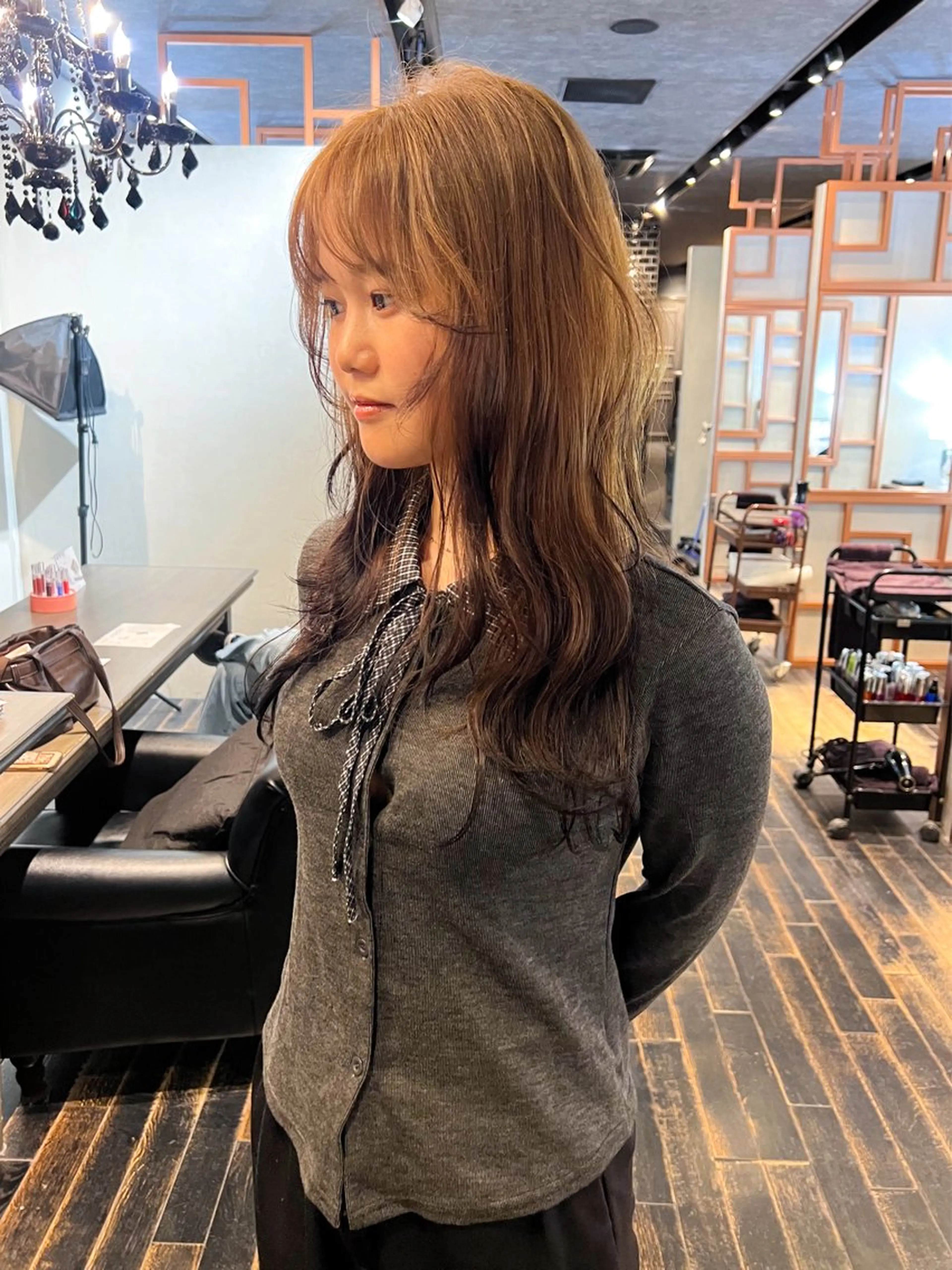 セミロング カラー ヘアカラー トリートメント Aya/四条烏丸/ インナーカラーのヘアスタイル