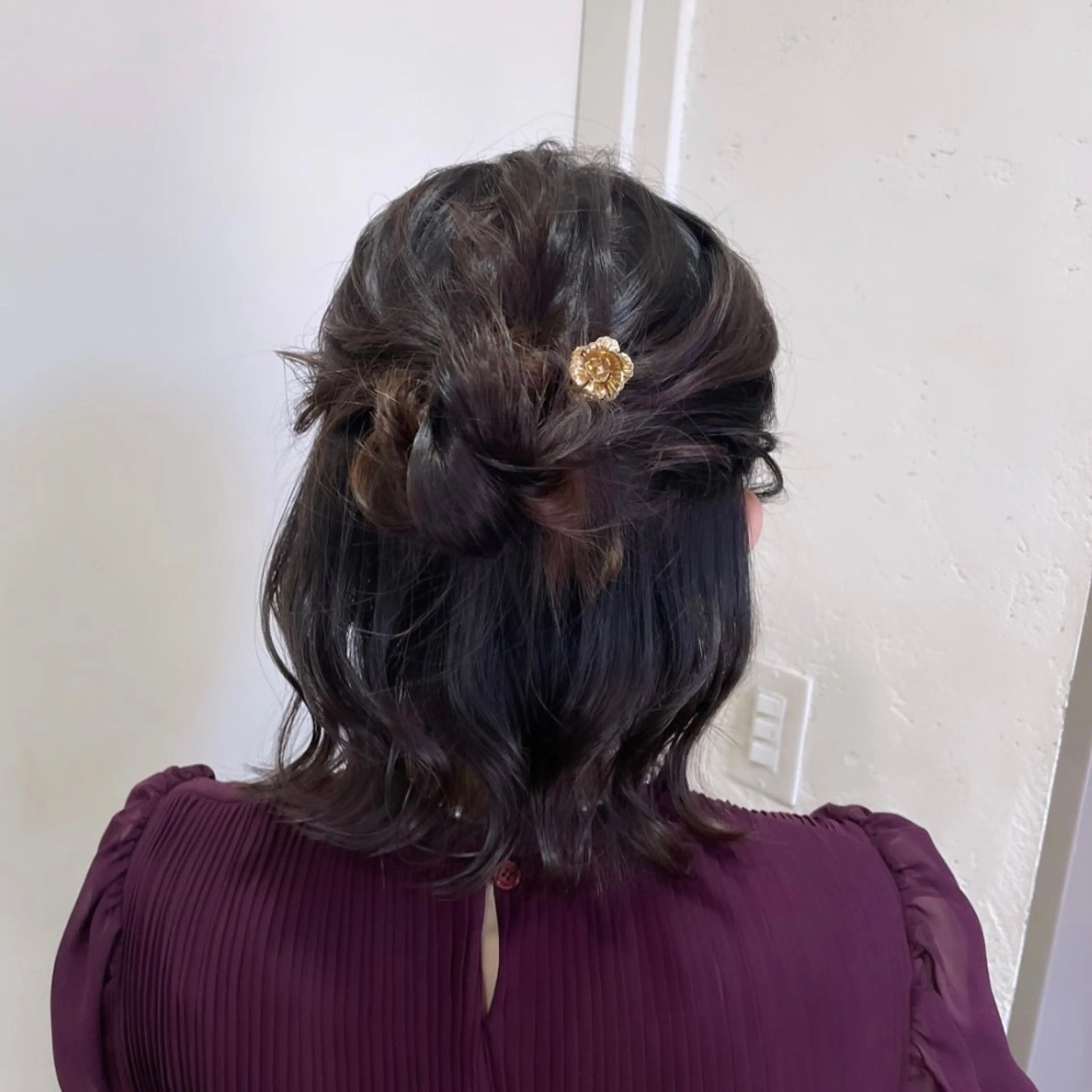 ヘアアレンジ ハーフアップ ボブ ヘアセット 縮毛矯正ヘアアレンジ 🌸三輪知優🌸のヘアスタイル