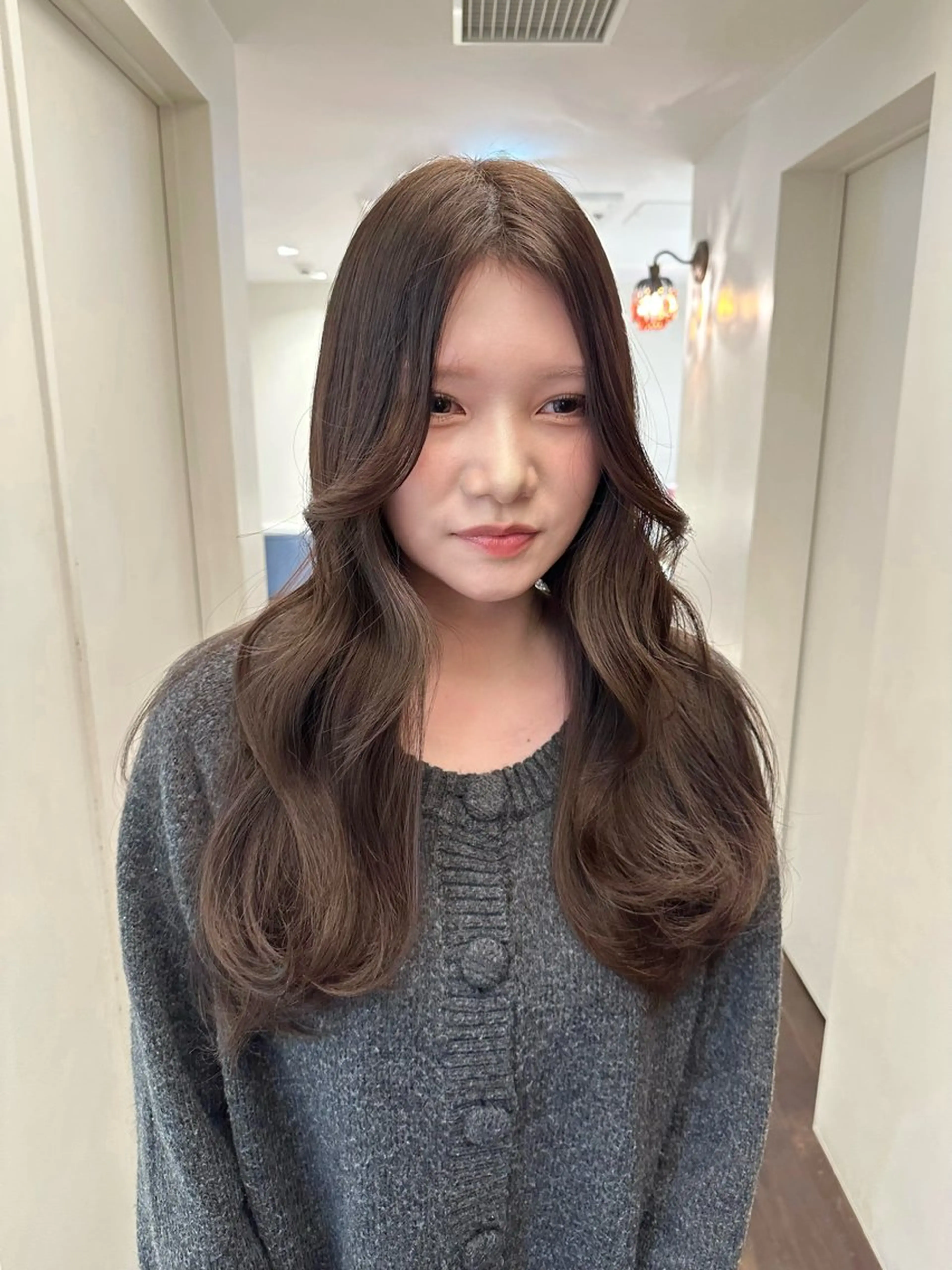 ロング カラー カット ヘアカラー トリートメント 安丸 結夏のヘアスタイル