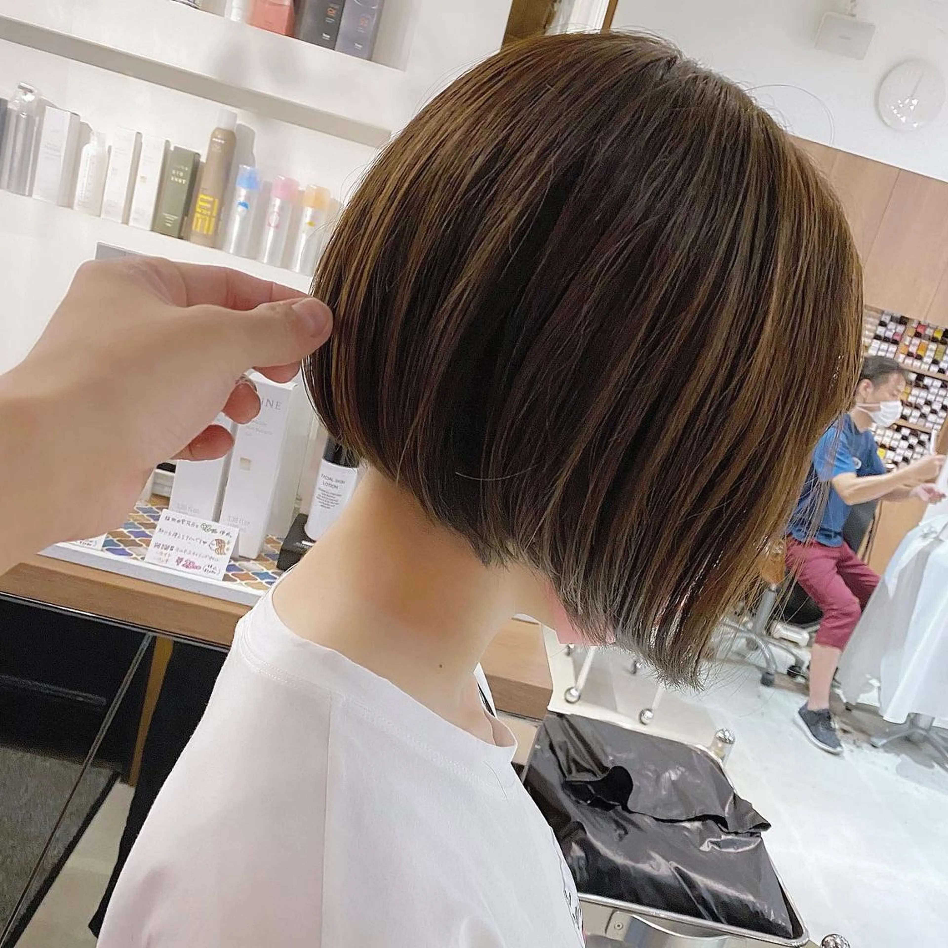 ショート カラー 前下がりボブ ブラウンカラー マットブラウン ボブ 髪質改善 SALOWIN 池袋Suite店所属・髪質改善特化 安東駿介のヘアスタイル