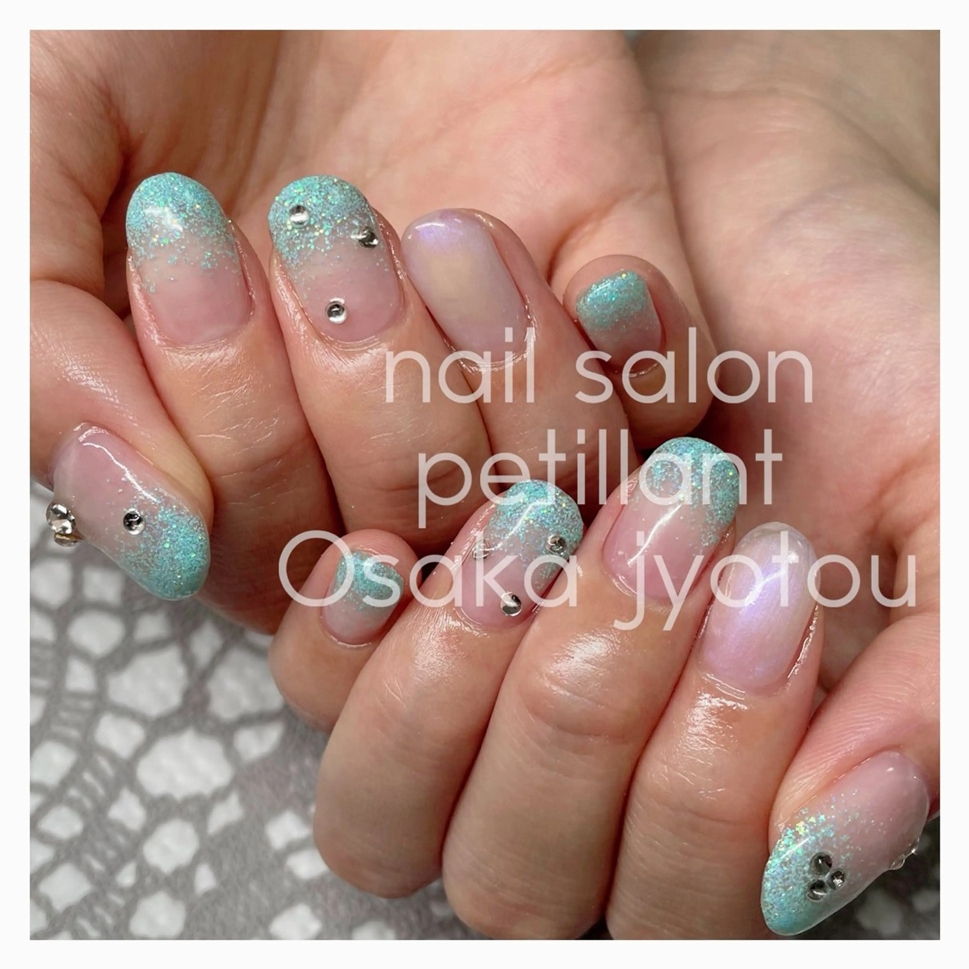 ネイル アートネイル ラメ(グリッター) シンプルネイル petillant所属・nail salon petillantのネイルデザイン