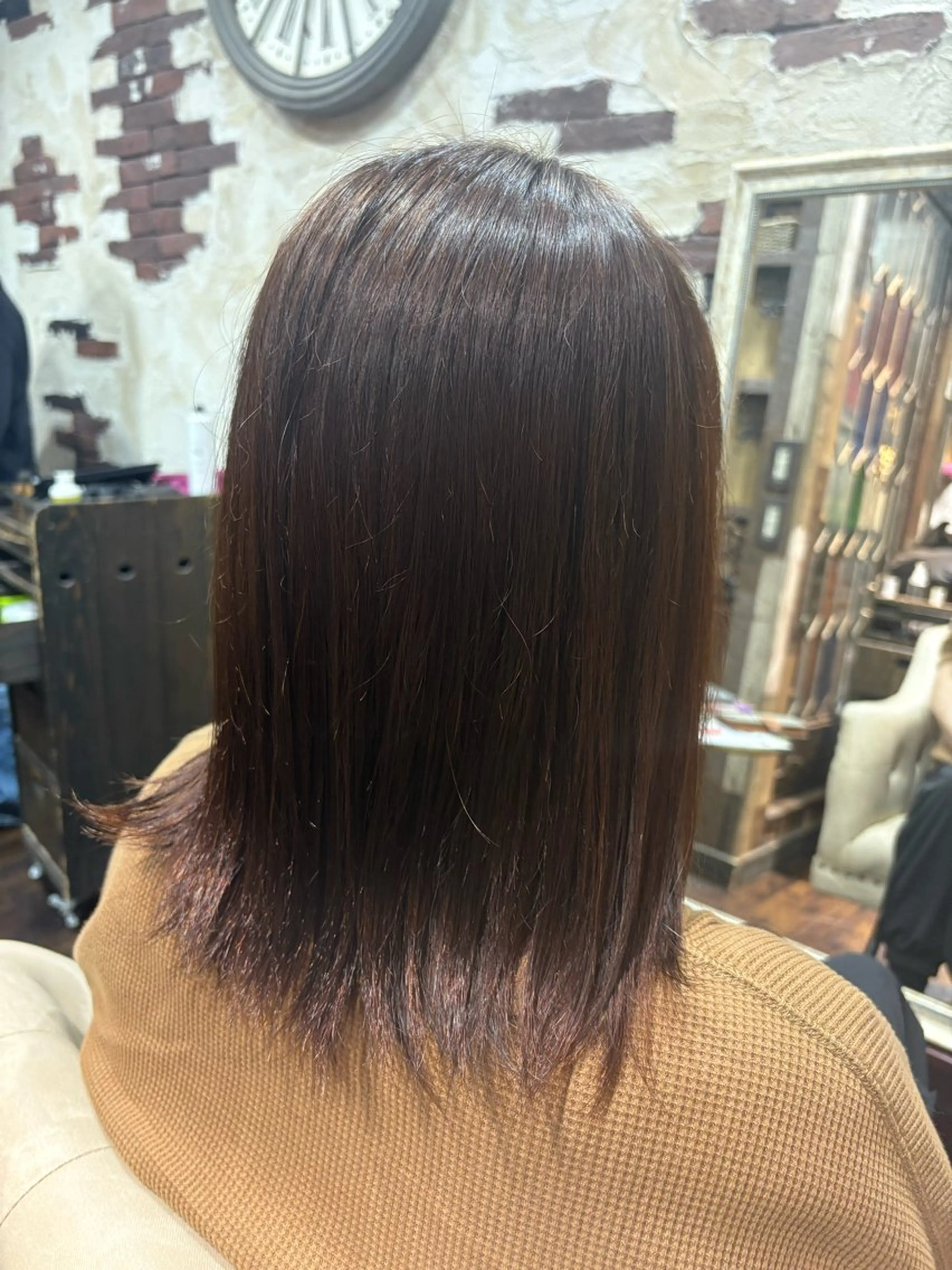 ミディアム 君塚幸奈 /Calbariのヘアスタイル