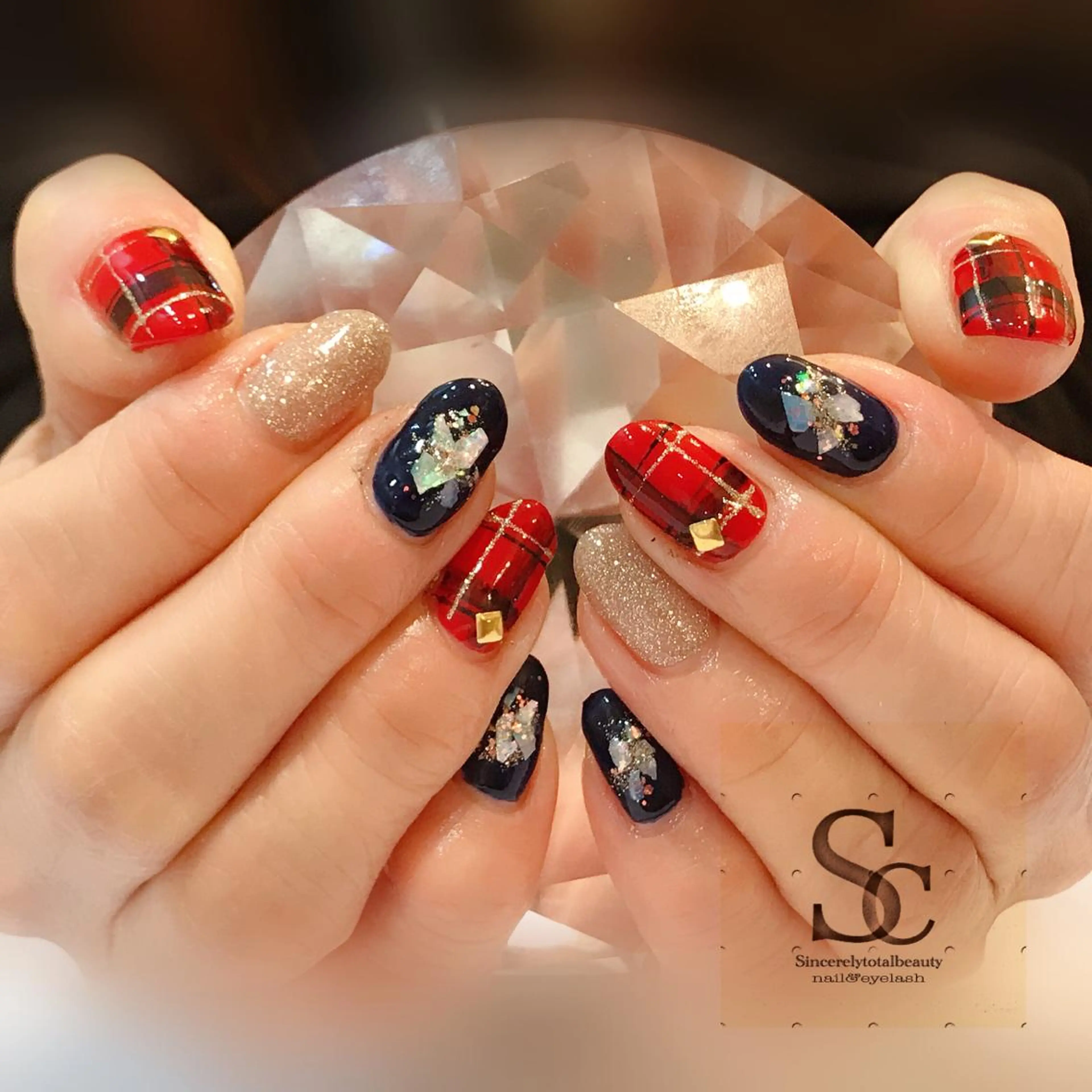 ネイル マグネットネイル 持ち込み SINCERELY シンシアリー🌈のネイルデザイン