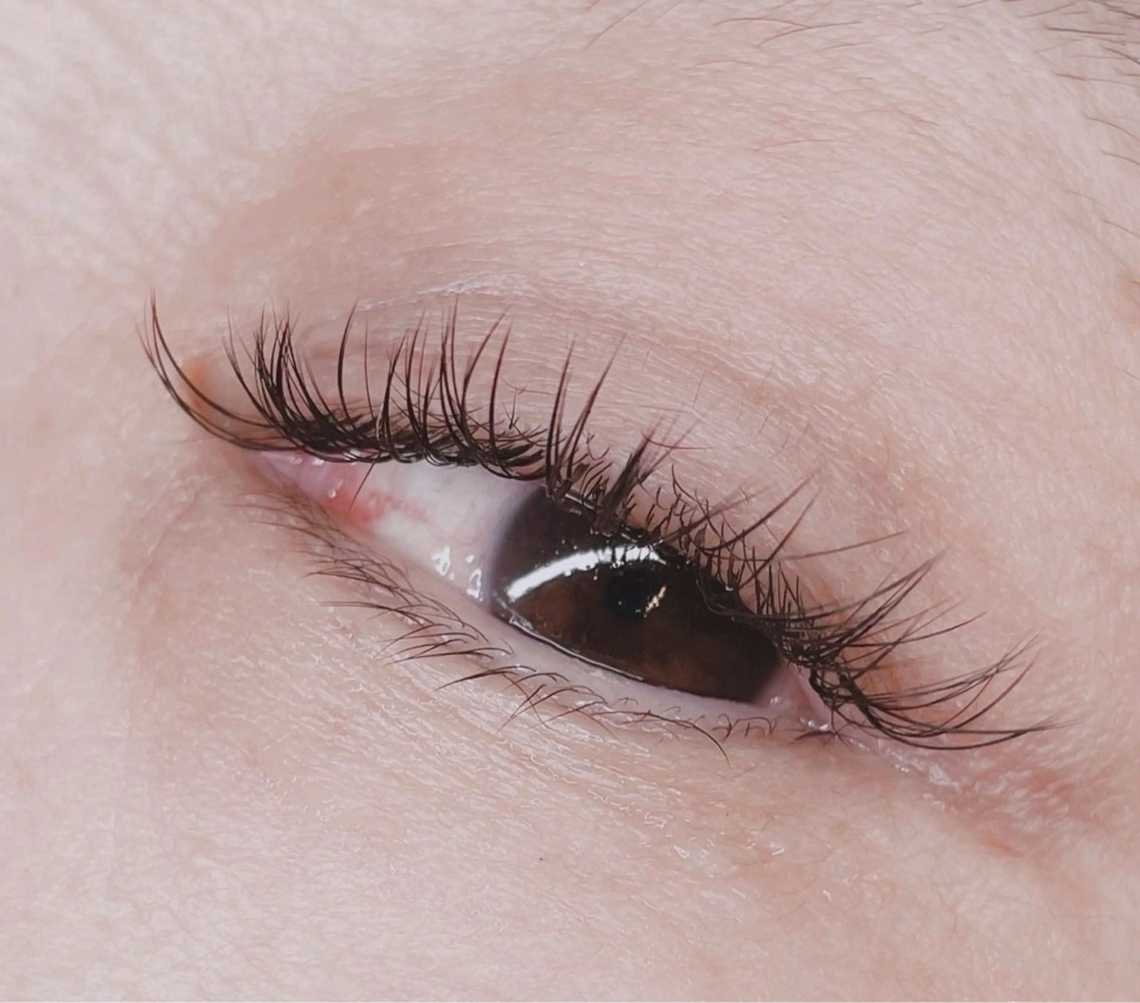 マツエク・マツパ バインドロック E'RICADONNA 南森町店所属・リッカドンナ南森町店 こばたまりんのマツエク・マツパデザイン