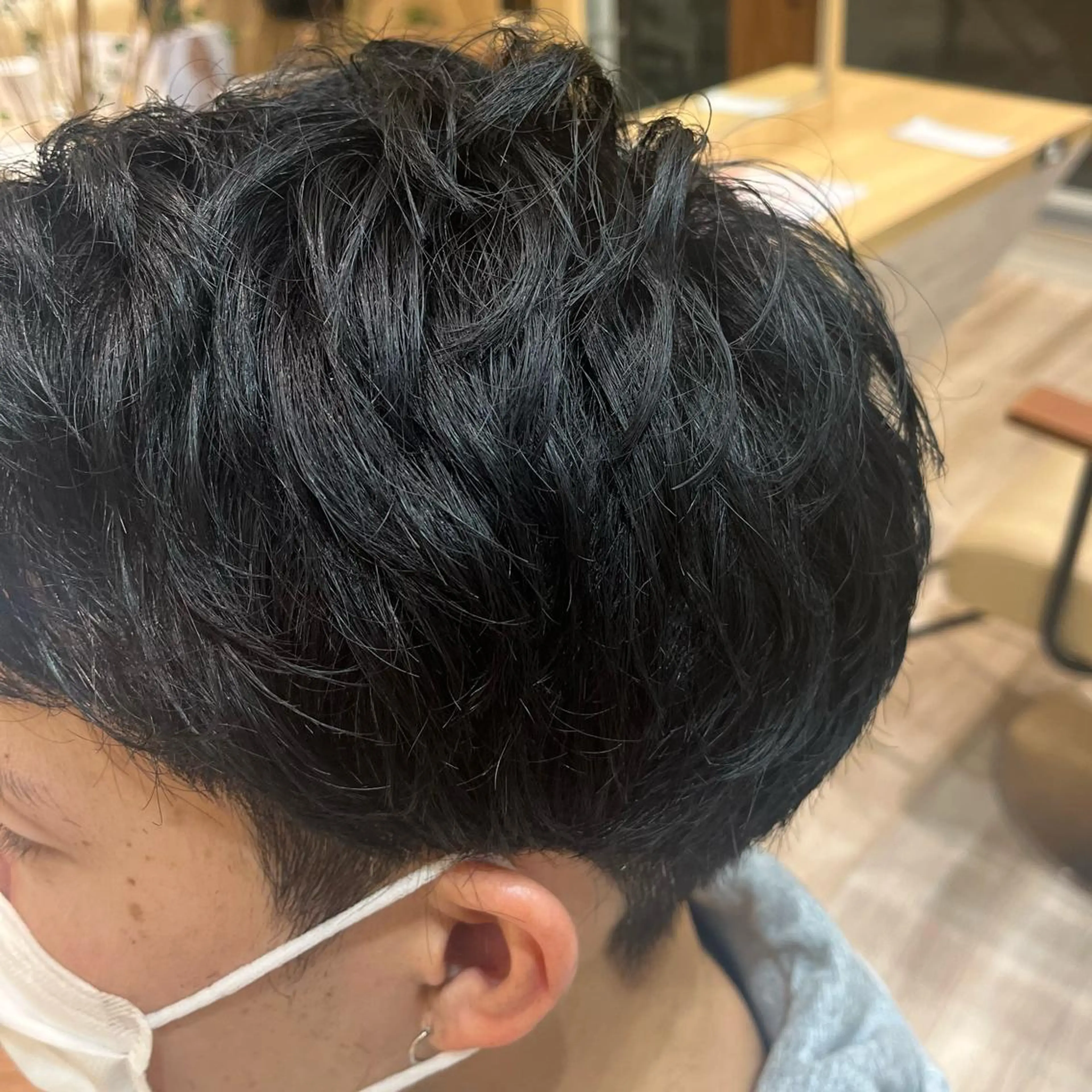 メンズ レイヤー/顔まわり 透明感カラー柳澤優名のヘアスタイル