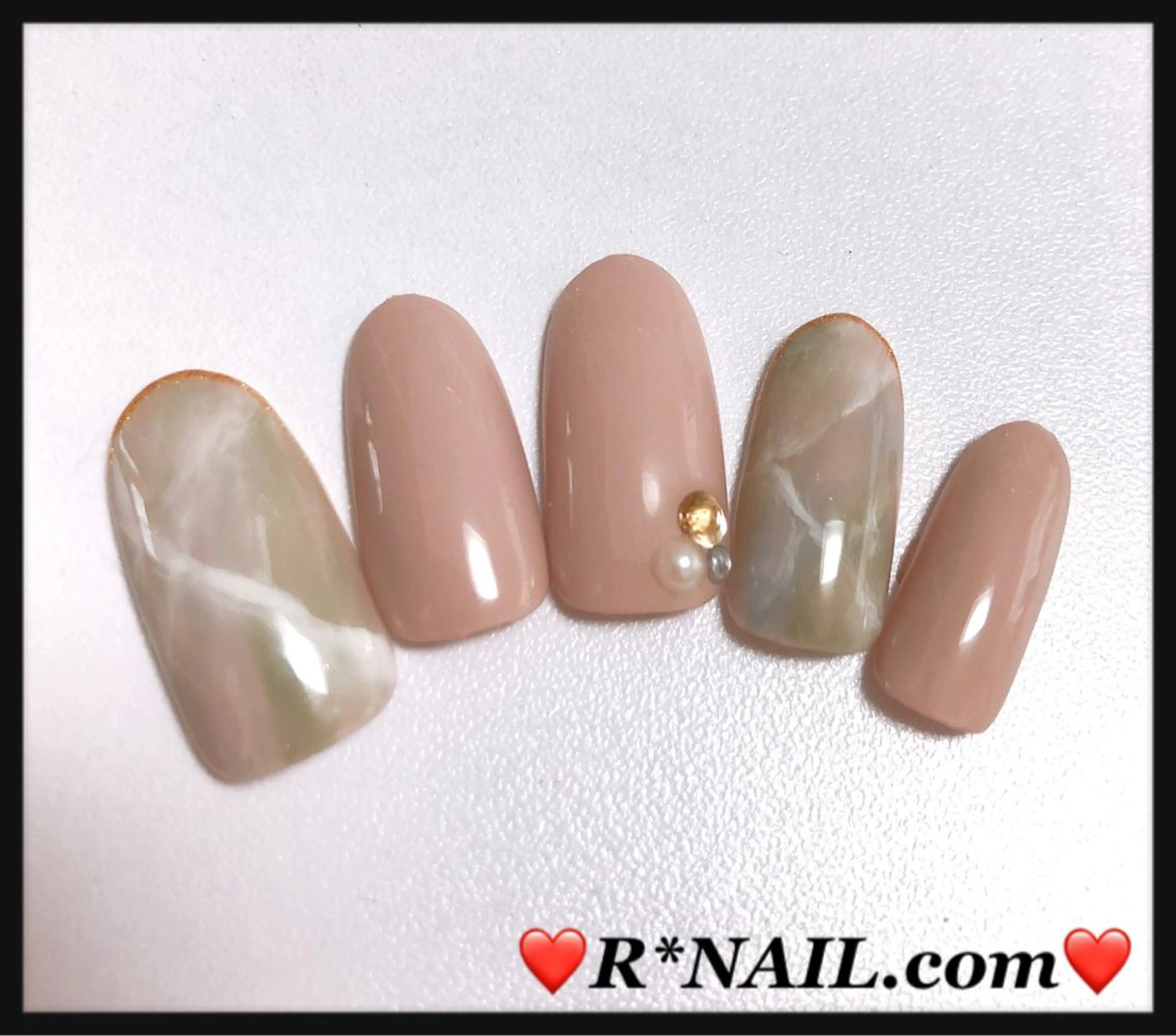 ネイル R*NAIL .comのネイルデザイン